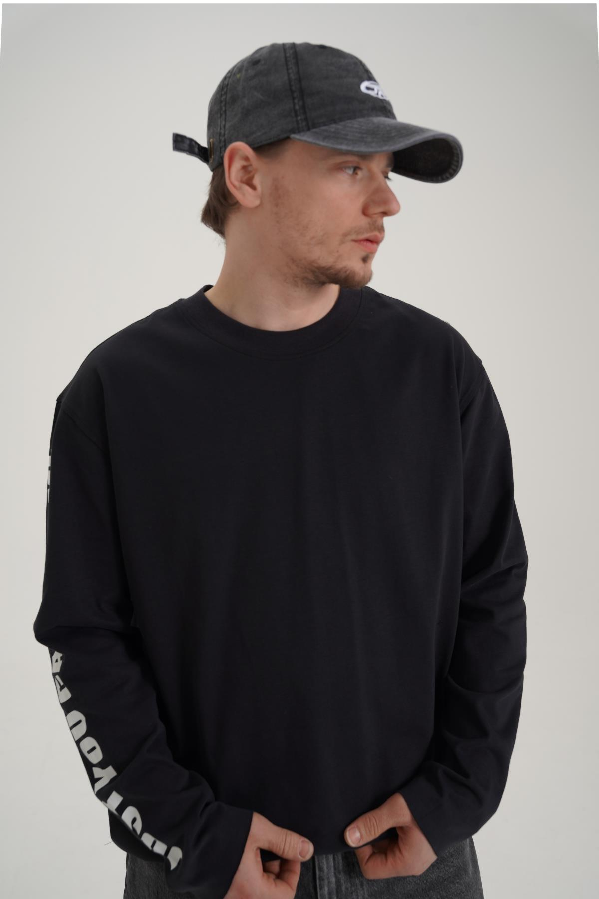 Kol Baskılı Siyah Oversize Longsleeve CT01 26CK012