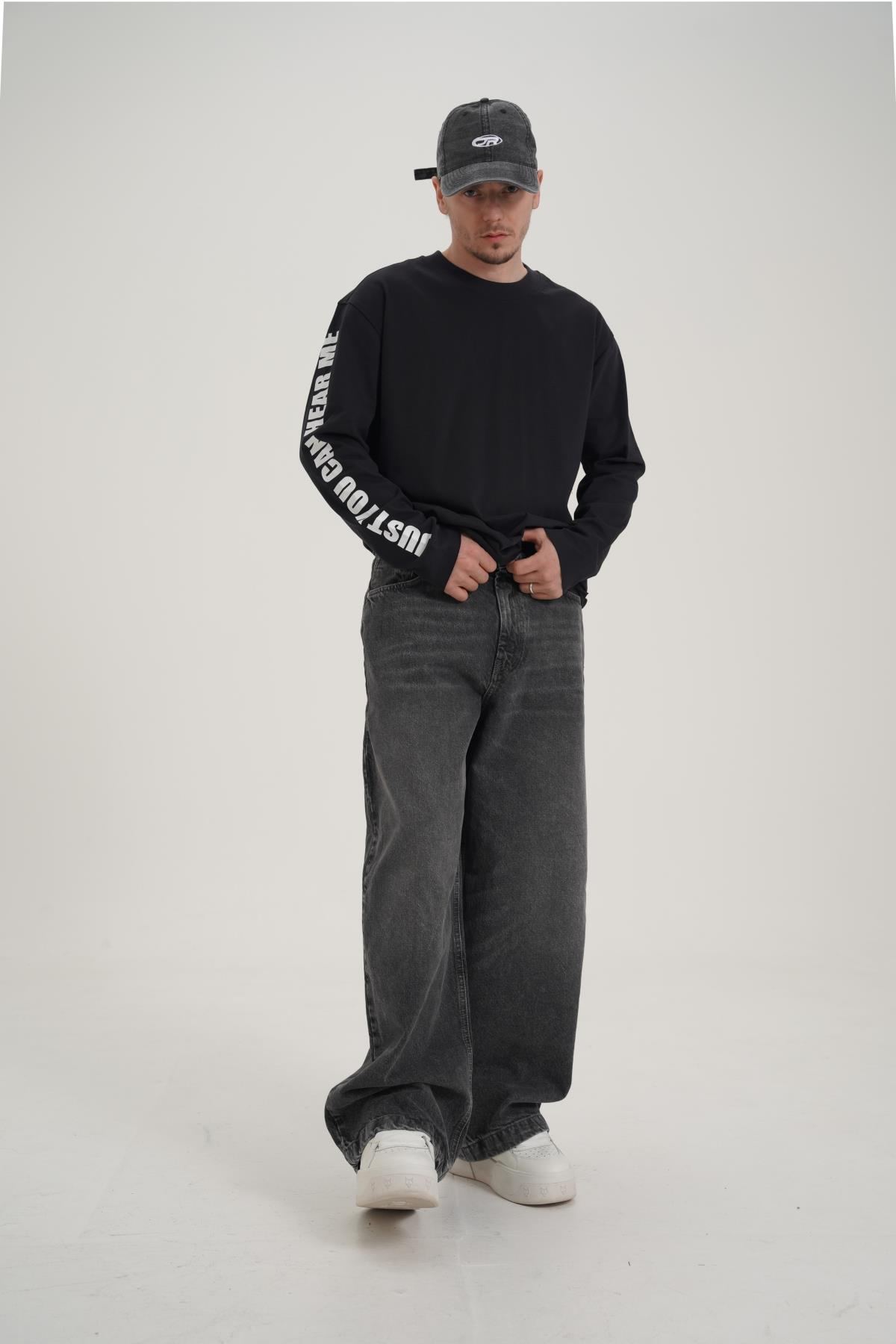 Kol Baskılı Siyah Oversize Longsleeve CT01 26CK012