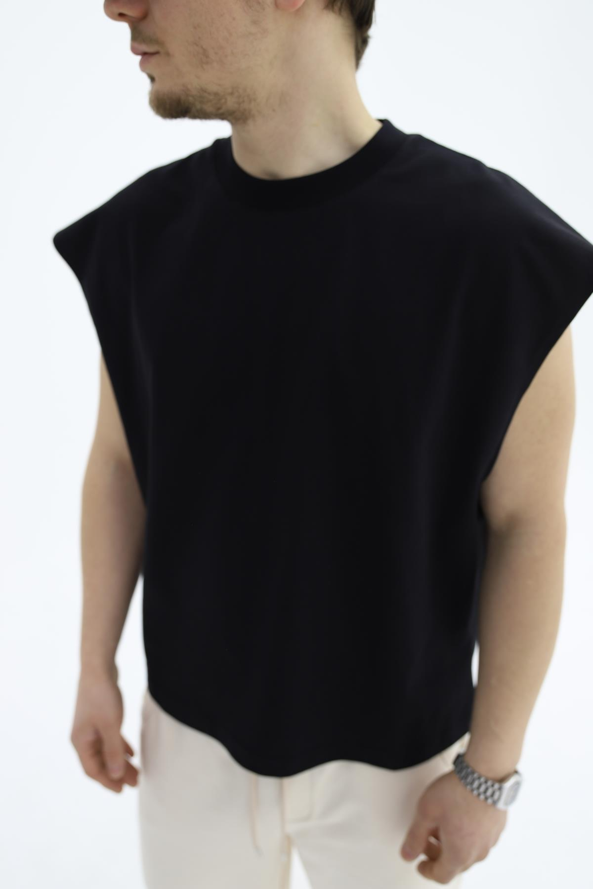 Kolsuz Siyah Oversize Tshirt