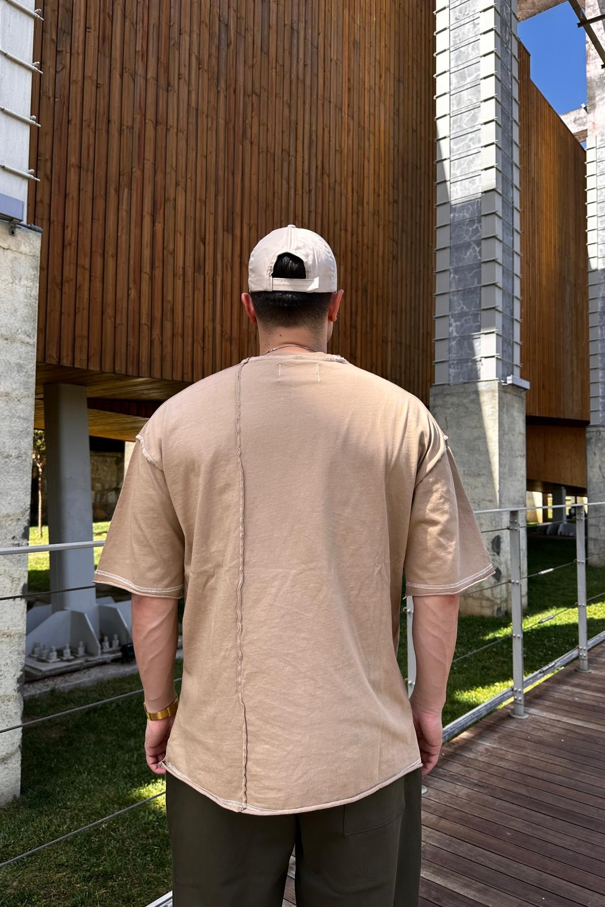 Kontrast Dikiş Detay Açık Kahve Oversize Tshirt T1072