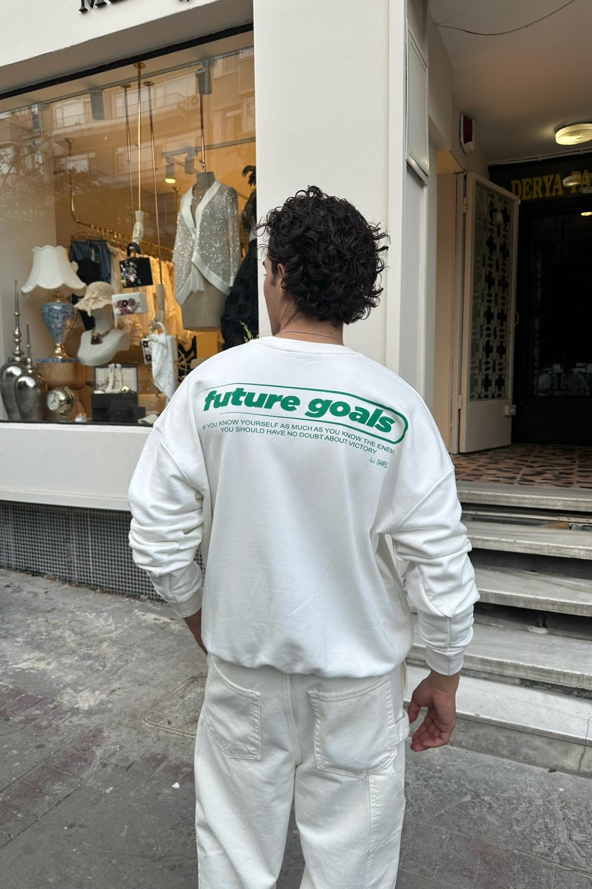 Krem Baskılı Oversize Sweatshirt