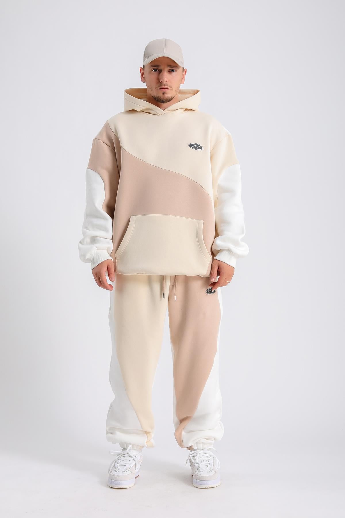 Krem Blok Detay Oversize Takım TKM145
