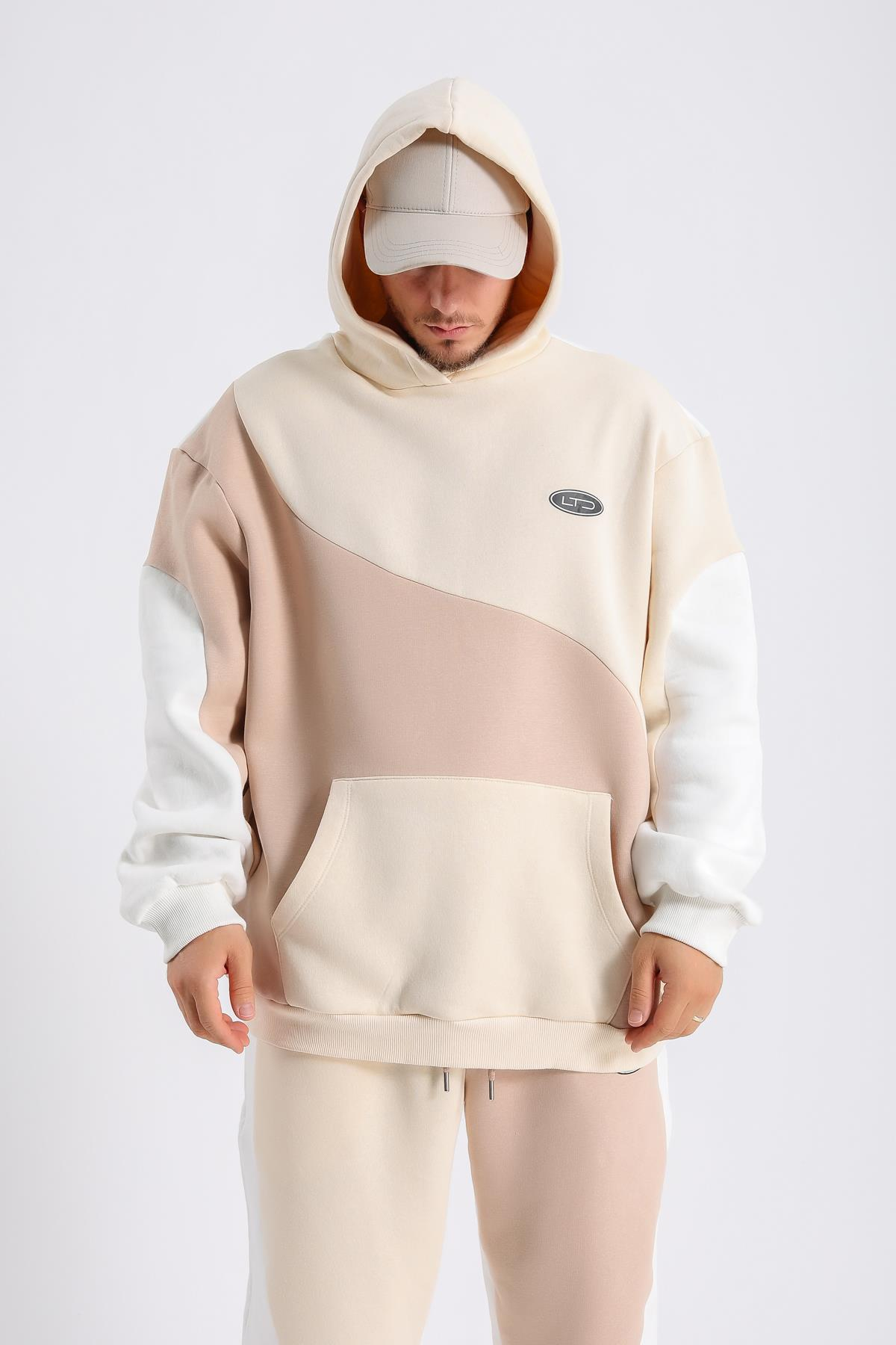 Krem Blok Detay Oversize Takım TKM145