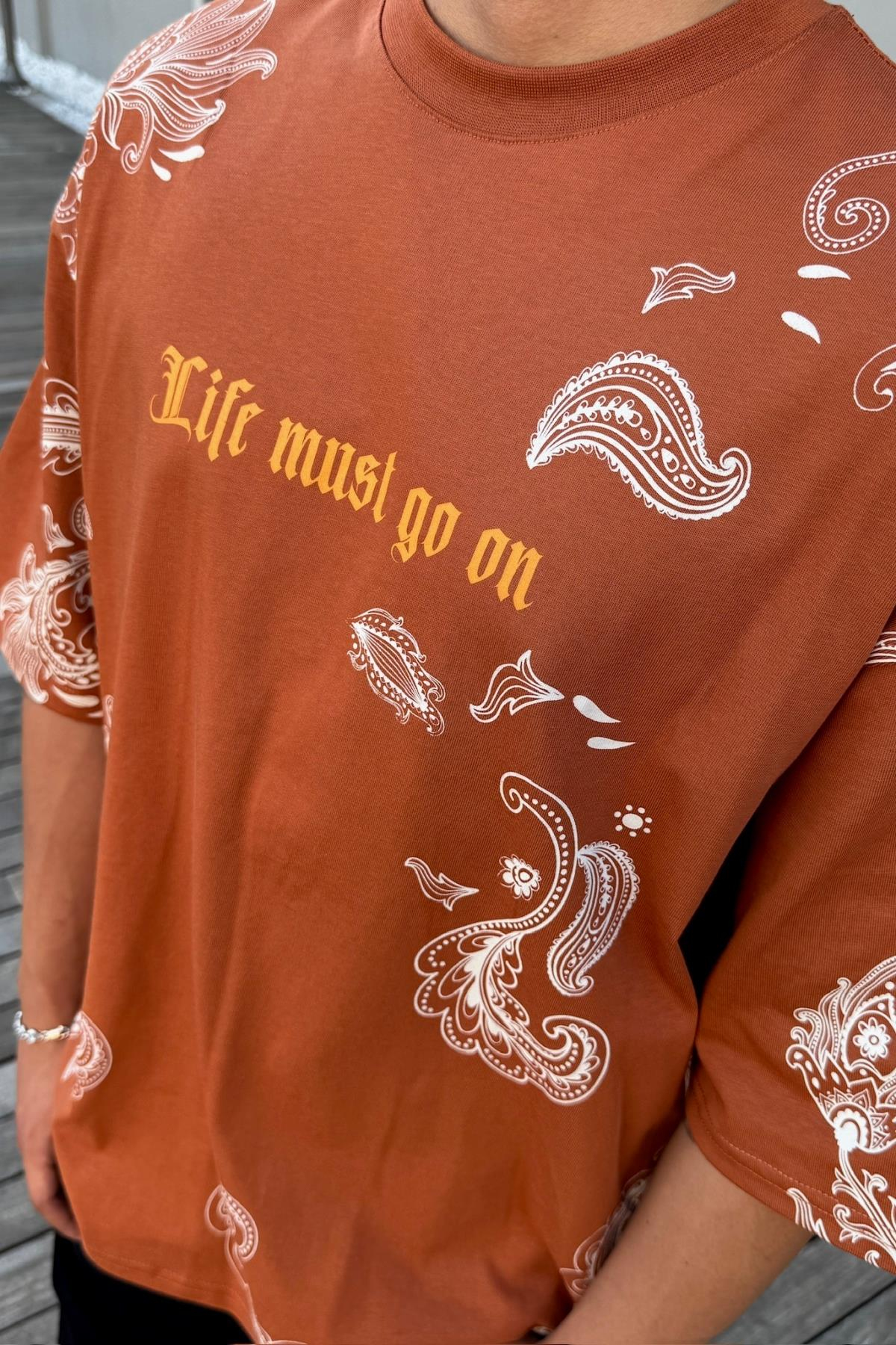 Life Must Etnik Desen Baskılı Kahve Oversize Tshirt JC01