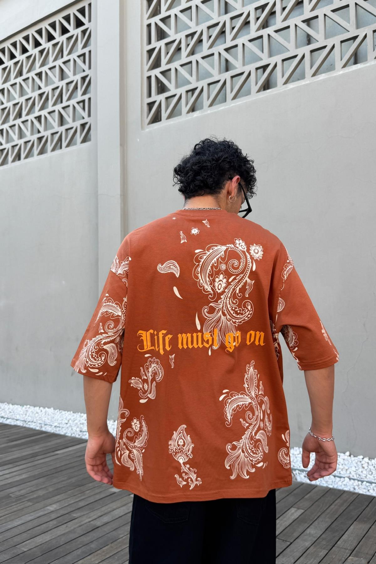 Life Must Etnik Desen Baskılı Kahve Oversize Tshirt JC01
