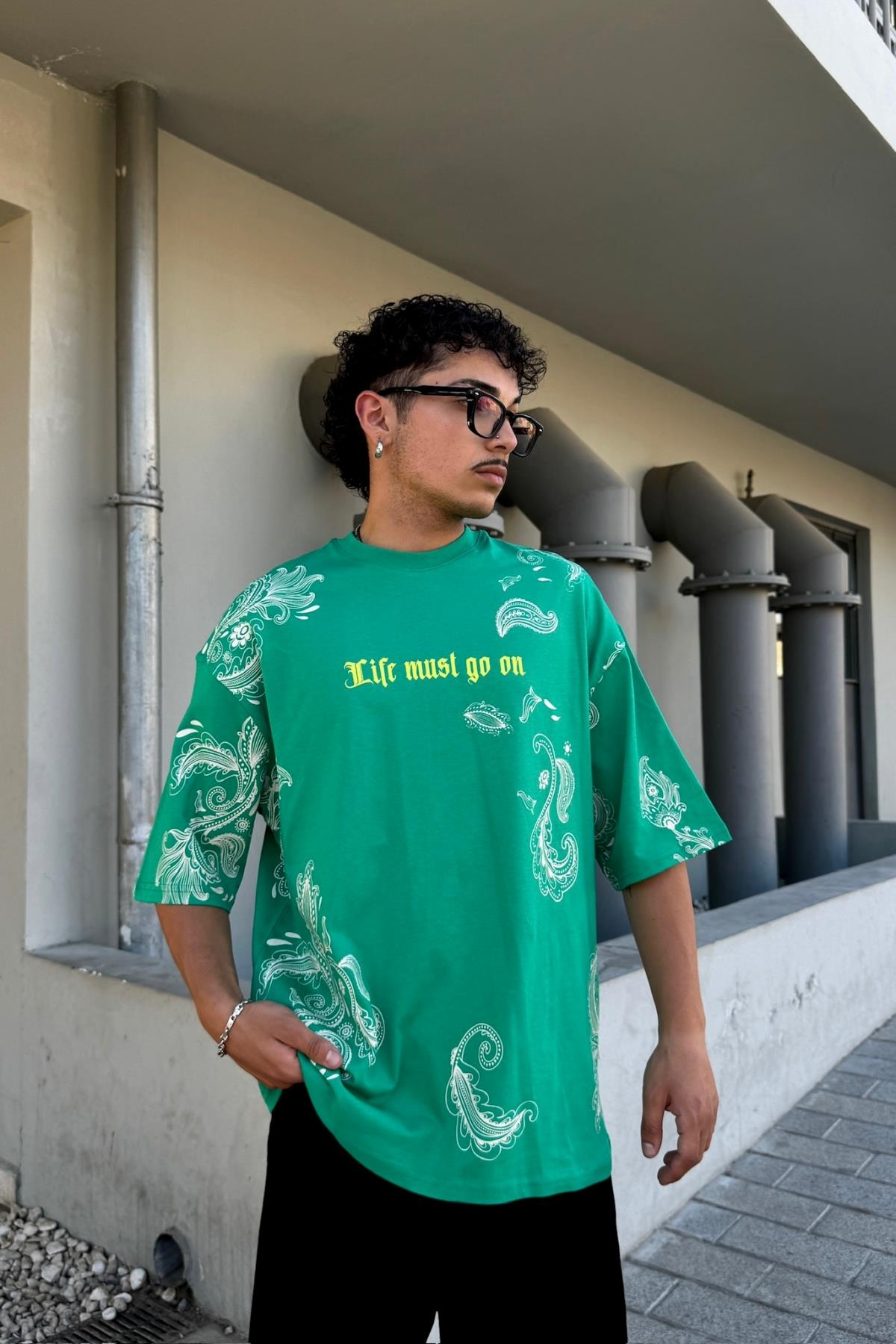 Life Must Etnik Desen Baskılı Yeşil Oversize Tshirt JC01