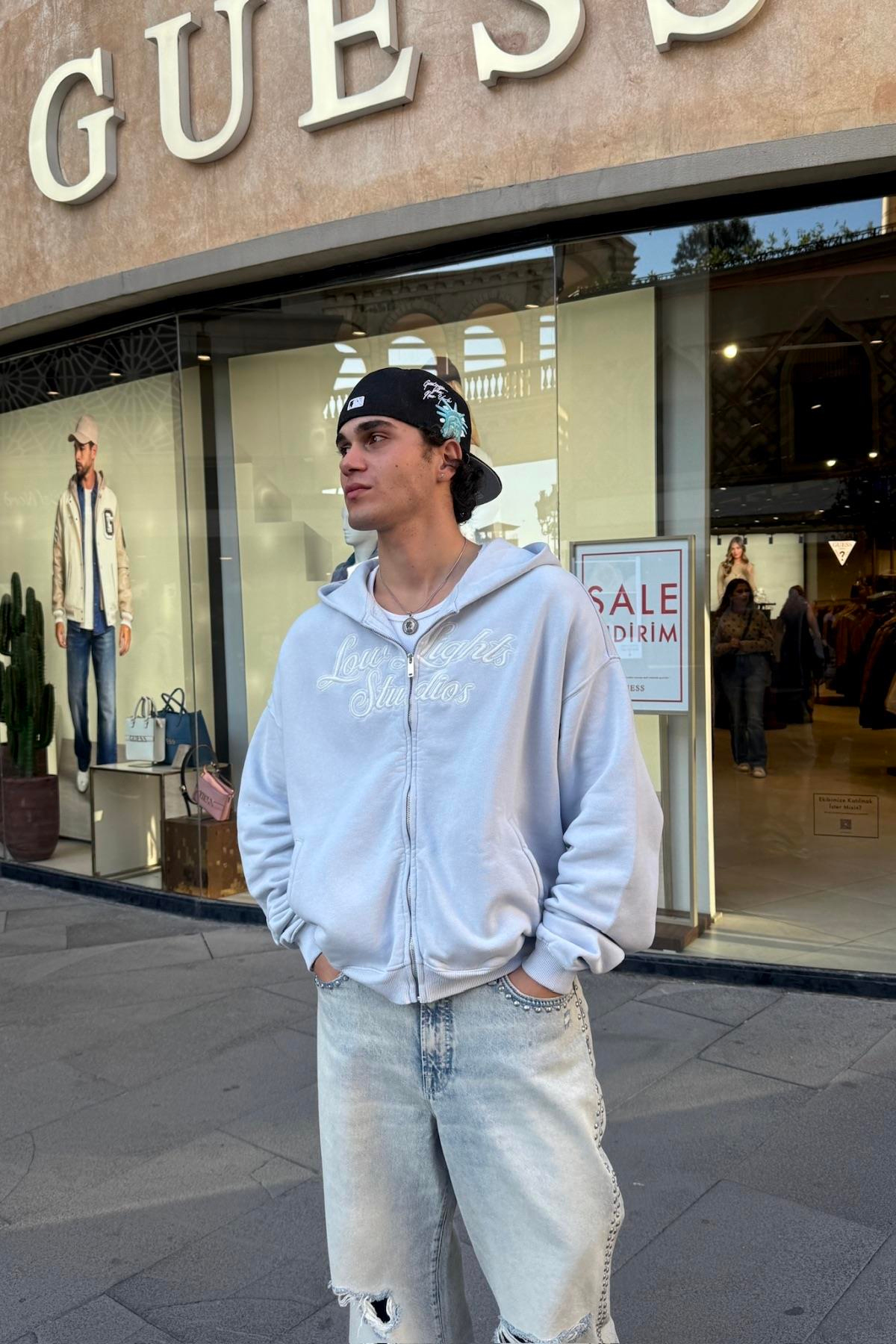 Low L. Nakışlı Açık Mavi Oversize Zipper Hoodie