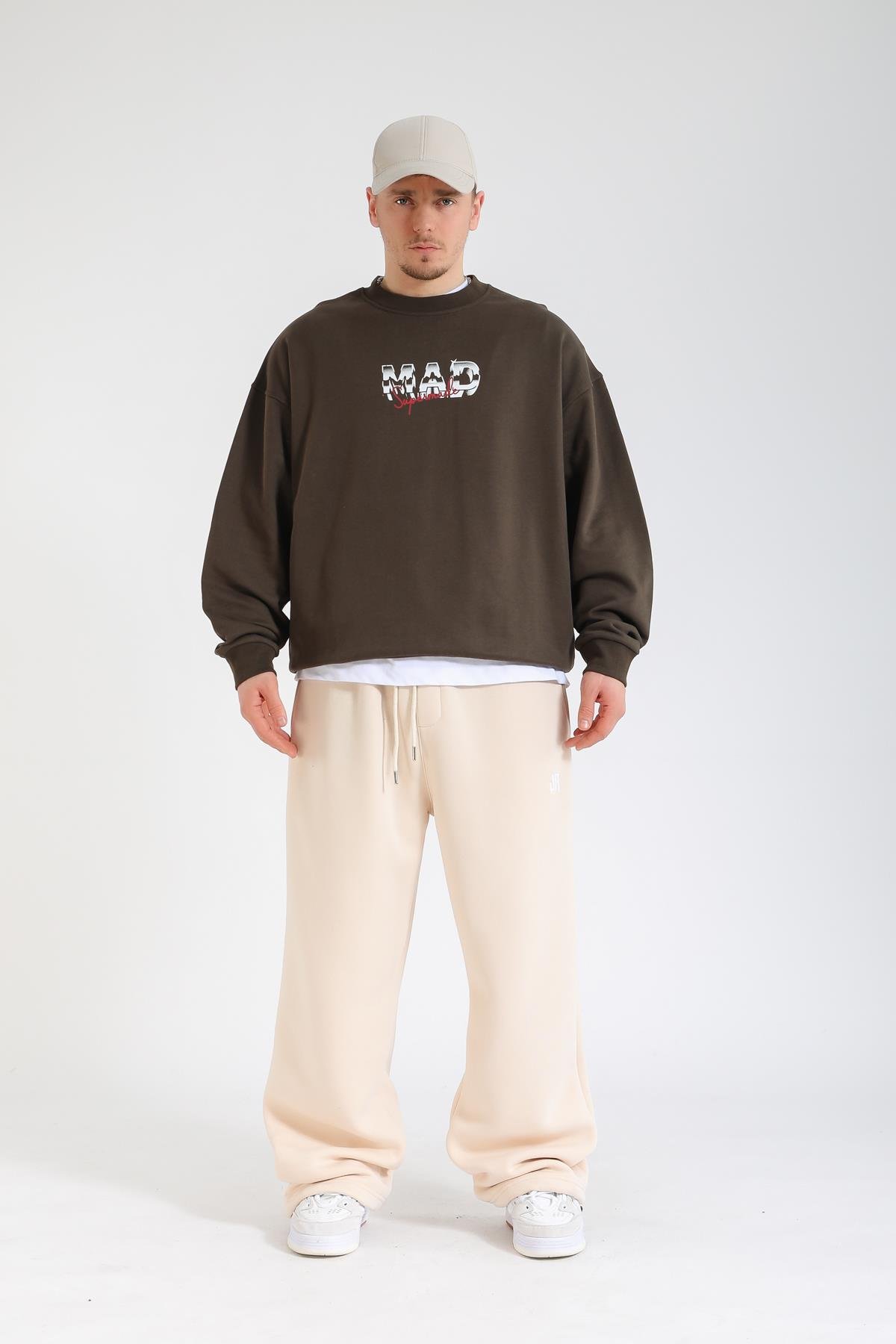 Mad Baskılı Kahve Oversize Sweatshirt SW1381
