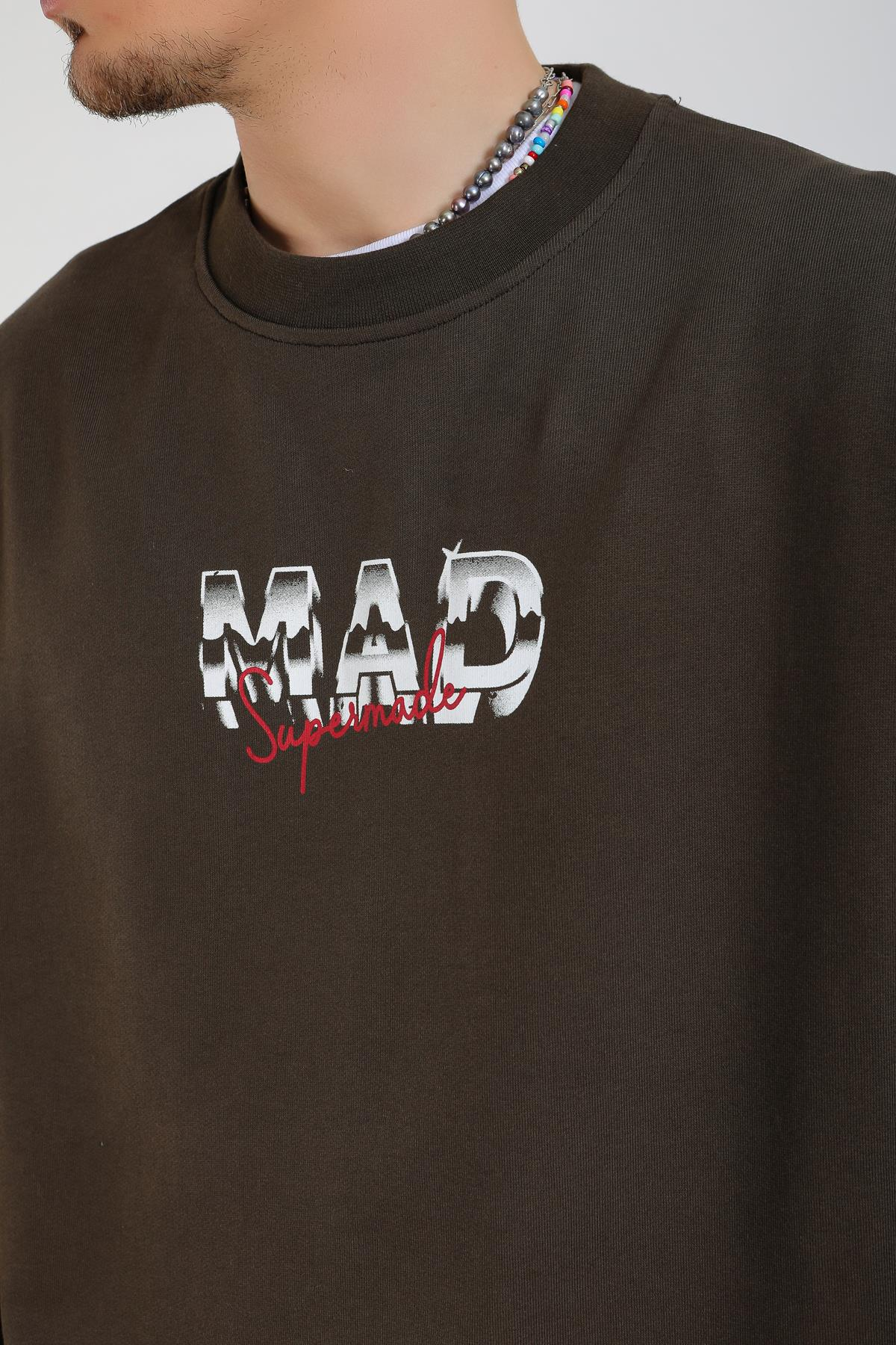 Mad Baskılı Kahve Oversize Sweatshirt SW1381