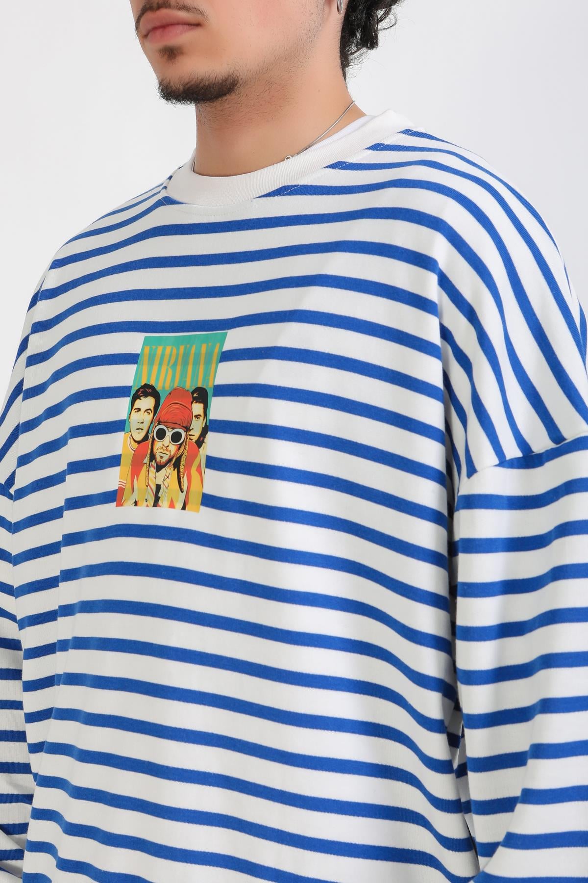 Mavi Çizgili Nirvana Baskılı Oversize Sweatshirt