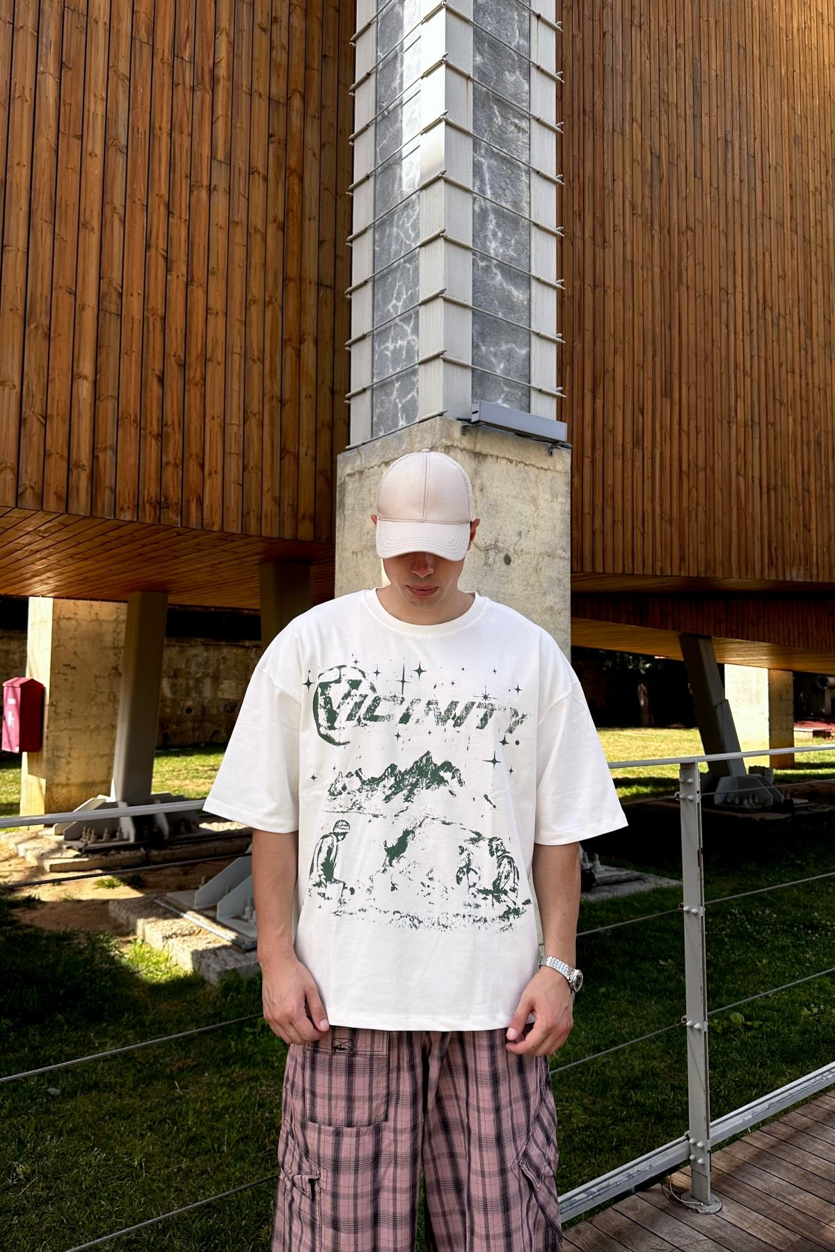 Mount Baskılı Krem Oversize Tshirt  T1131