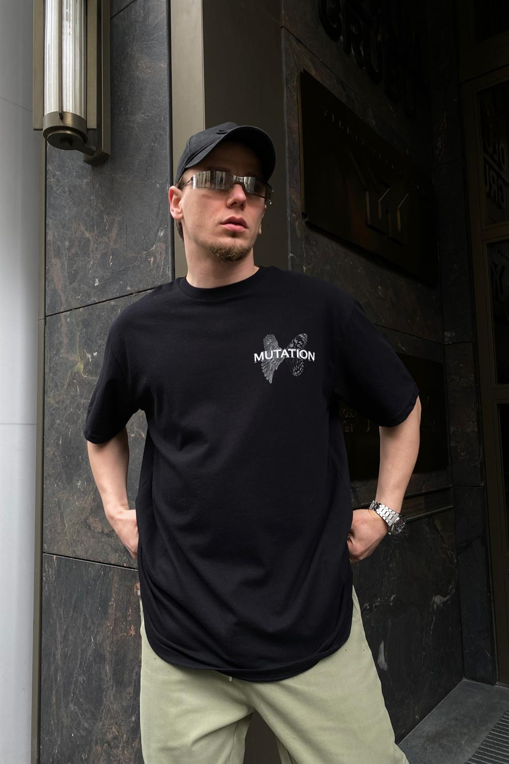 Mutation Butterfly Baskılı Siyah Oversize Tshirt T601