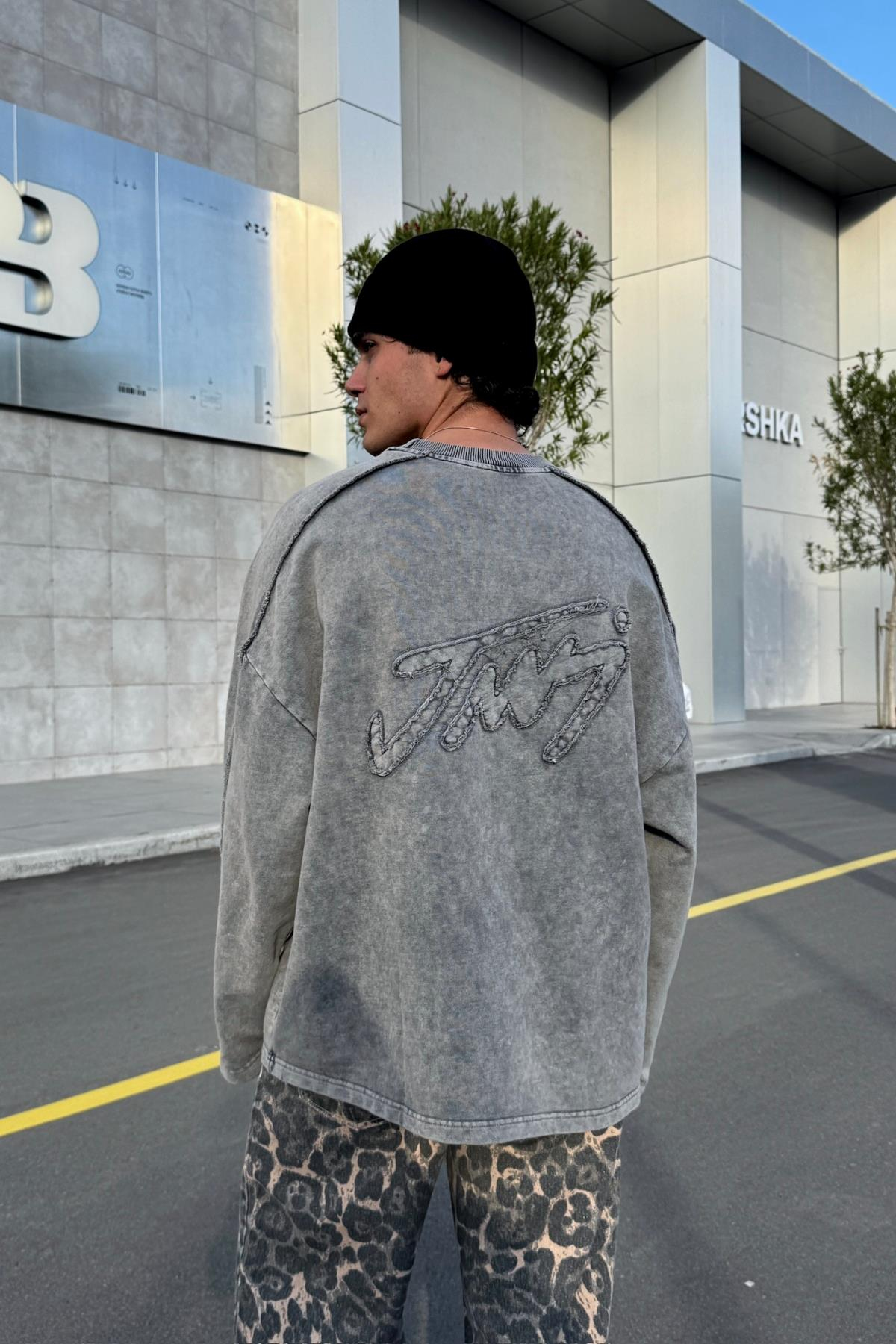 Nakışlı Acid Wash Bisiklet Yaka Oversize Sweatshirt JC01