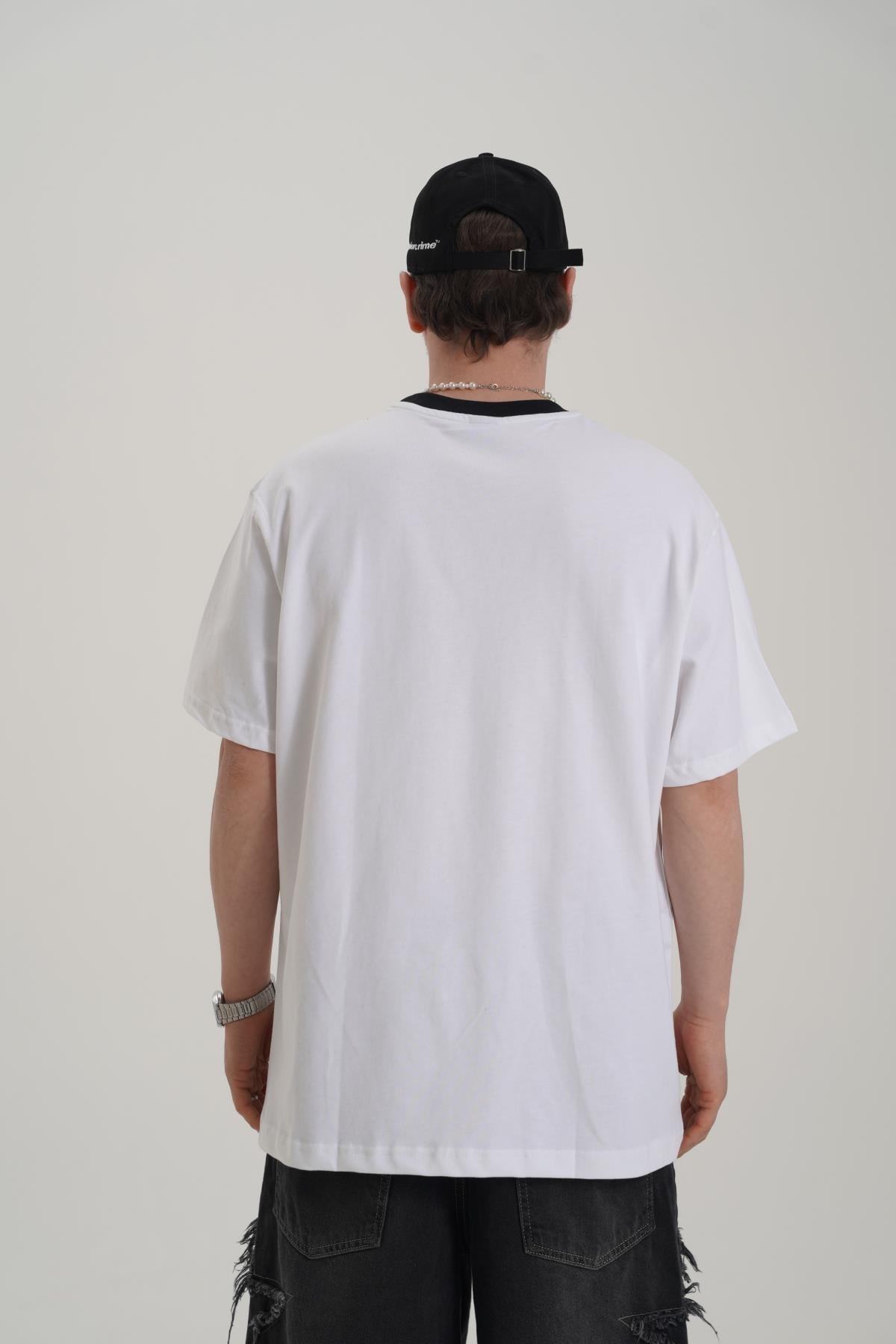 Nakışlı Beyaz Oversize Tshirt CT01 MRT26028