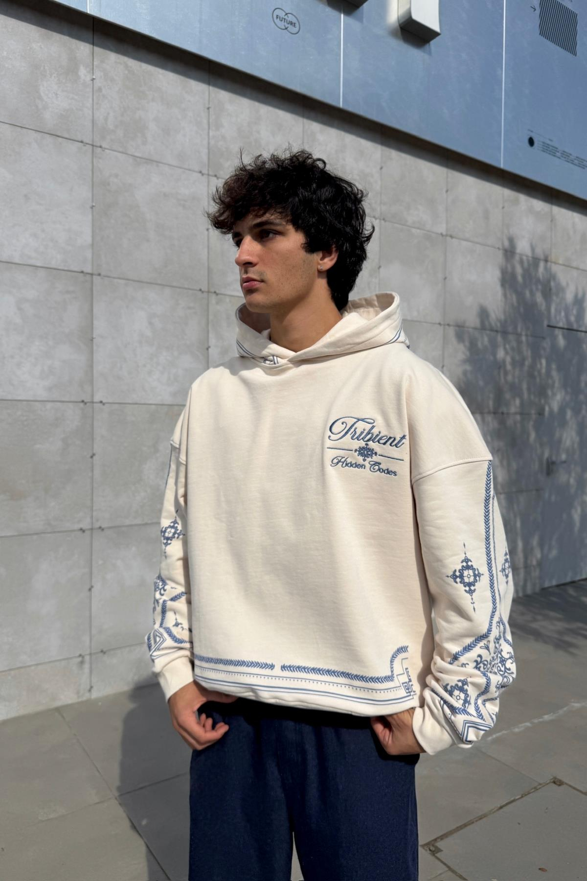 Nakışlı Etnik Desen Krem Oversize Hoodie JC01