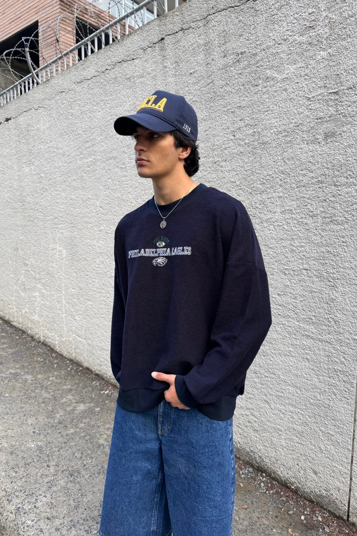 Nakışlı Lacivert Oversize Philadelphia Sweatshirt