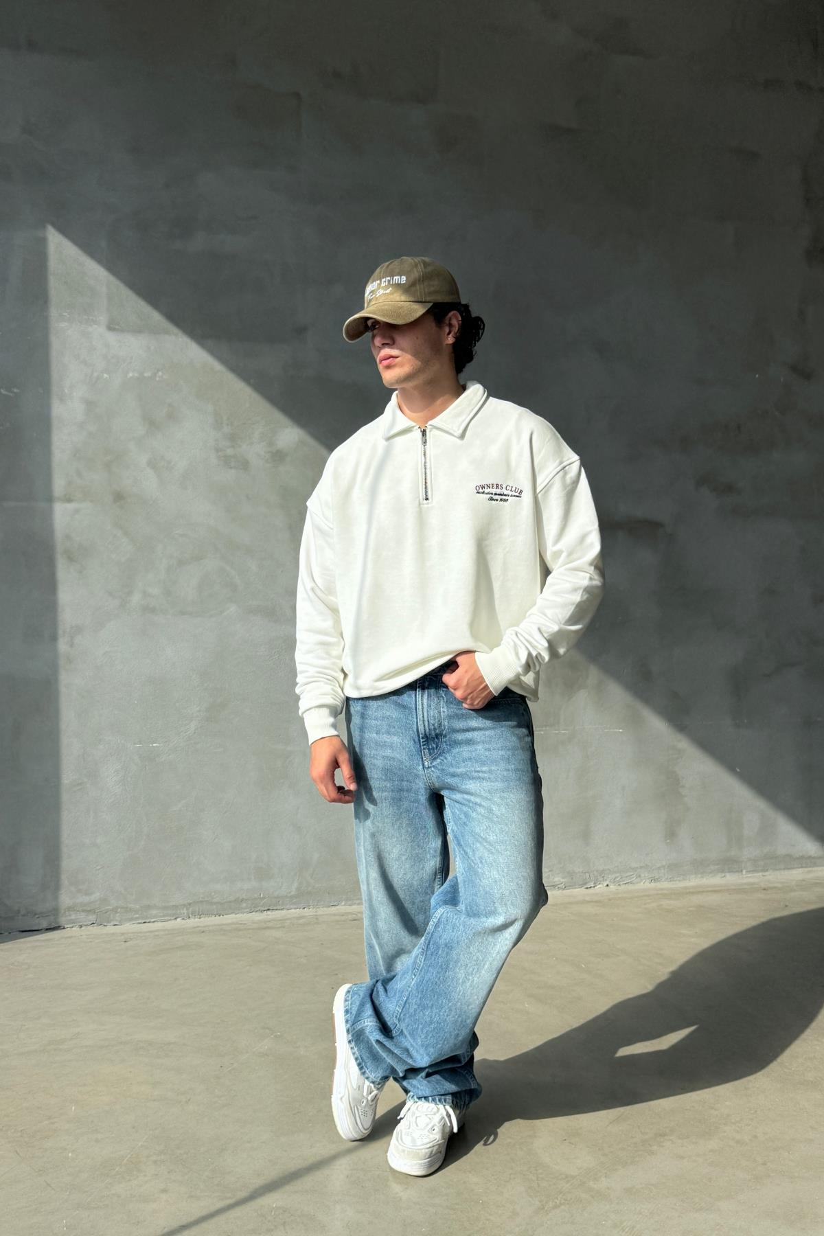 Nakışlı Owners Club Krem Oversize Sweatshirt PM01
