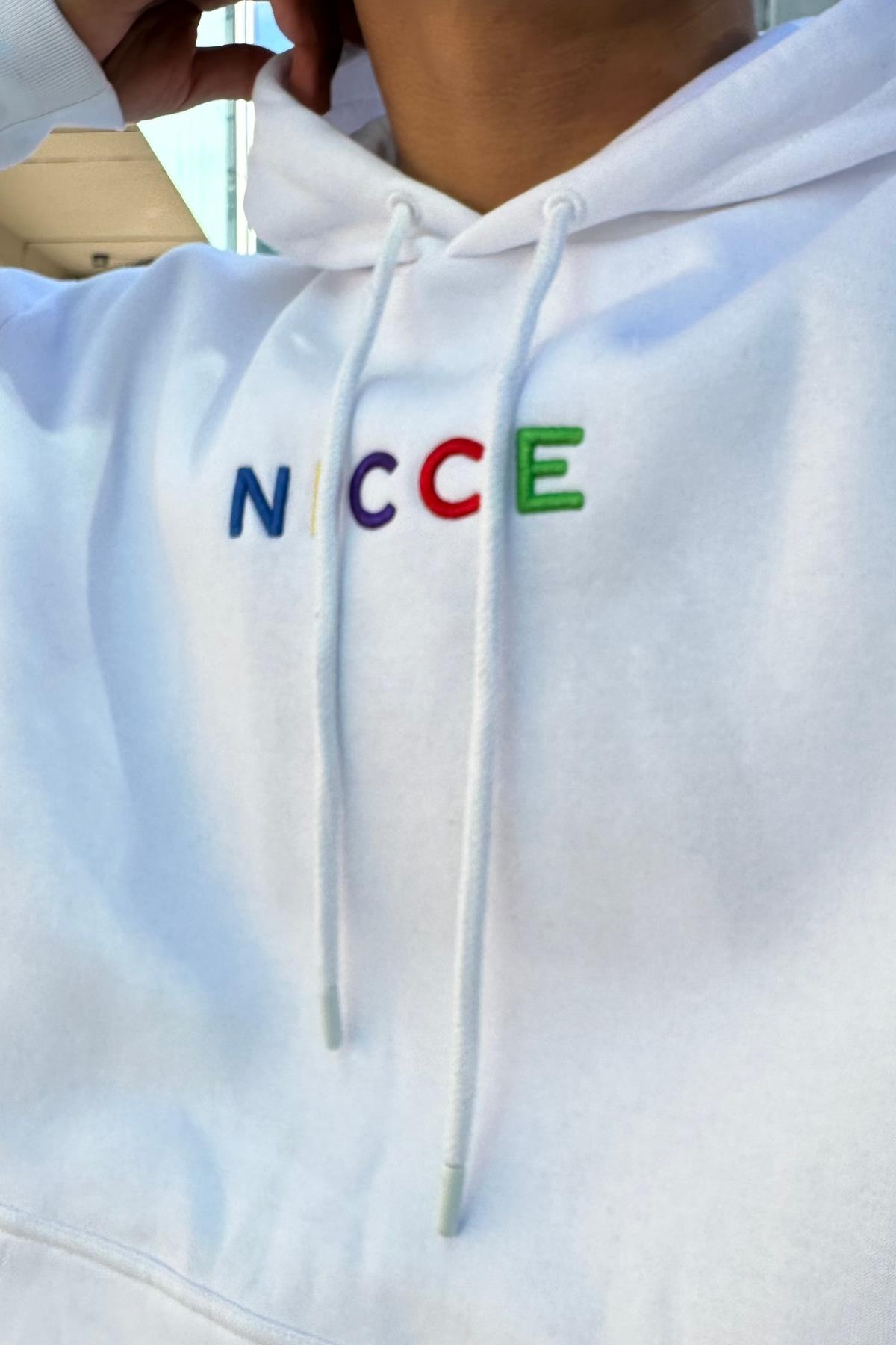 Nicce Nakışlı Beyaz Oversize Sweatshirt SW1012