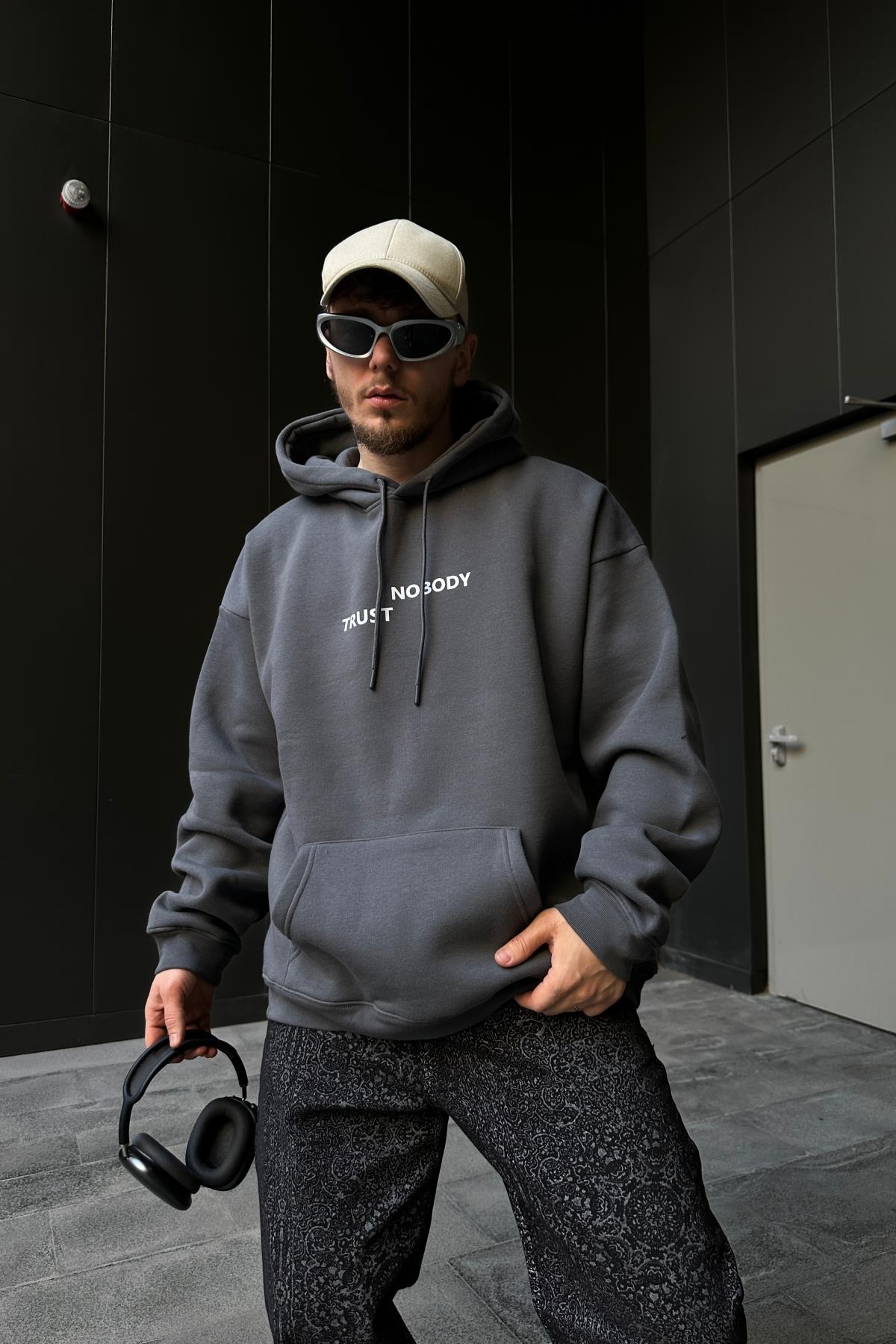 Nobody Baskılı Füme Oversize Hoodie SW1110