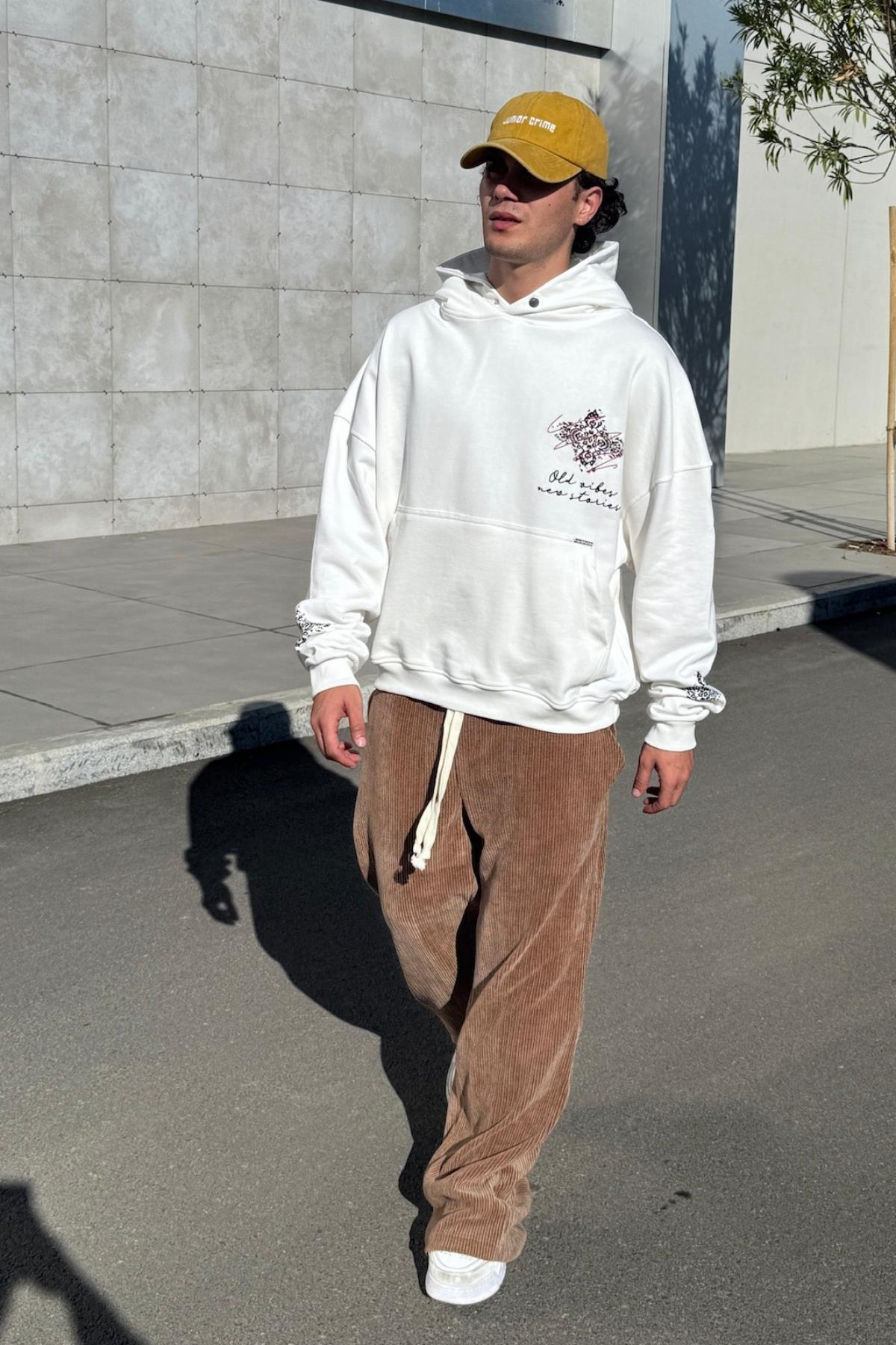 Old Vibes Nakışlı Krem Oversize Hoodie JC01
