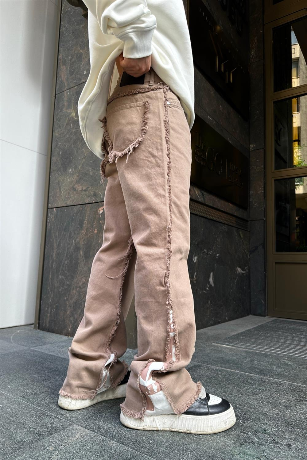 Paça Detay Kahve Jean Pantolon P779