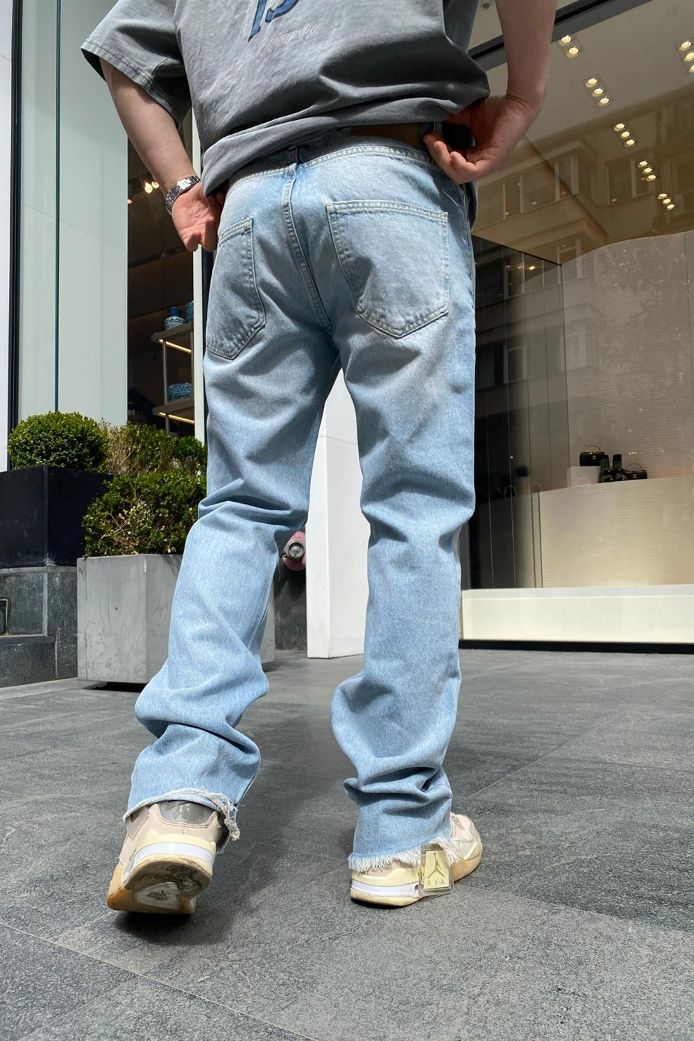 Paça Püsküllü Yırtmaç Detay Jean Pantolon P584