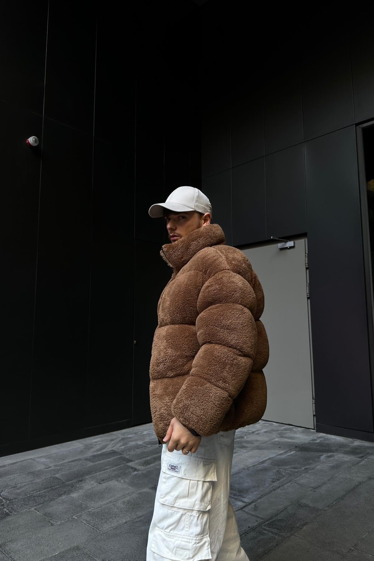Peluş Kumaş Kahve Puffer Mont MNT128