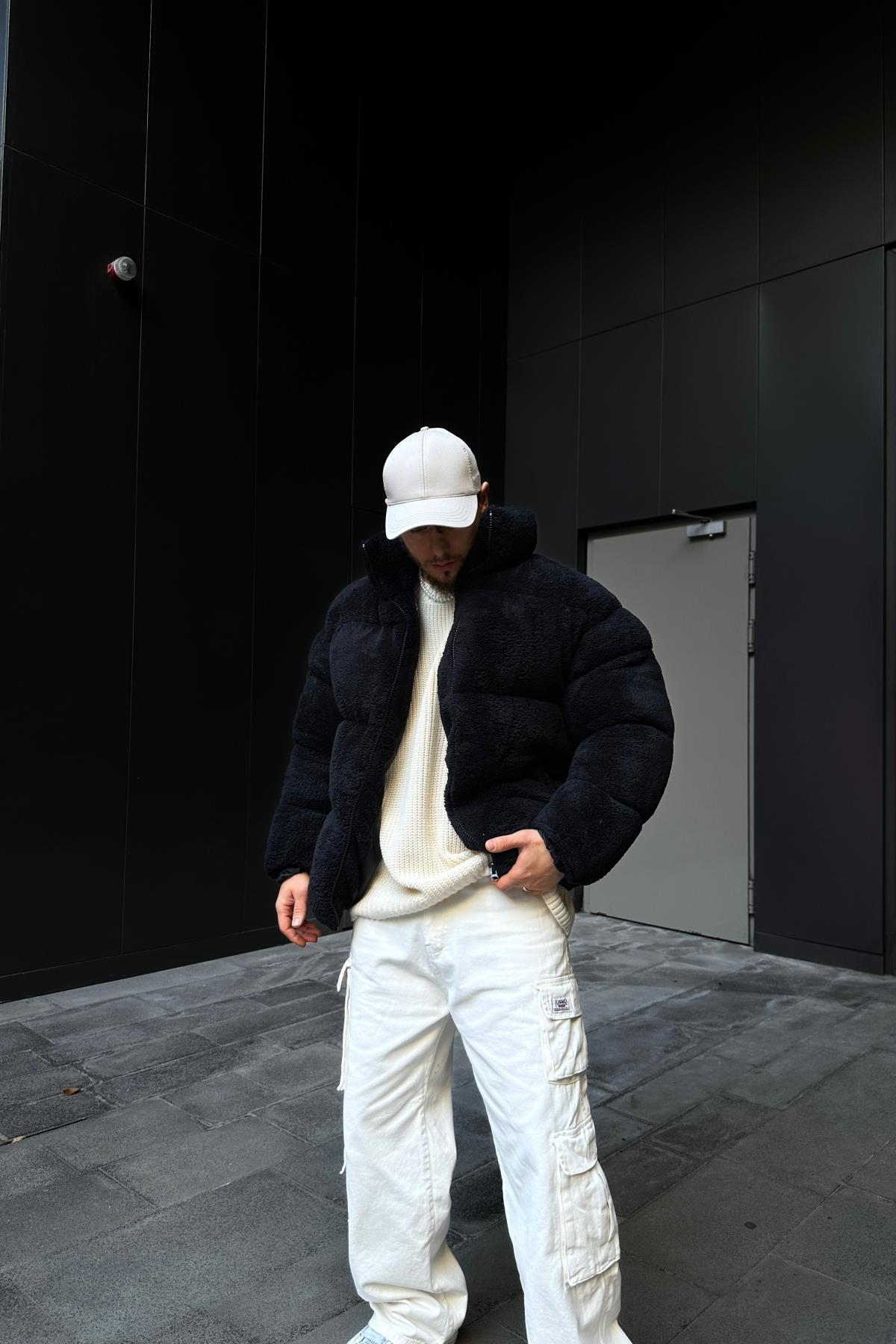 Peluş Kumaş Siyah Puffer Mont MNT130