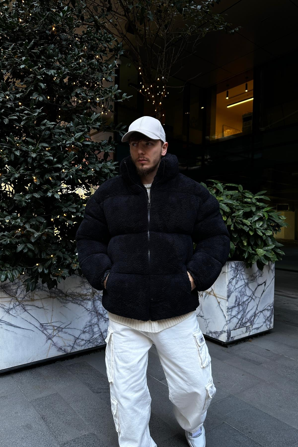 Peluş Kumaş Siyah Puffer Mont MNT130