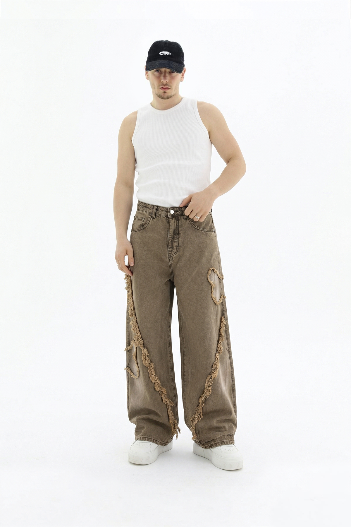 Püskül Detay Acid Wash Jean Pantolon