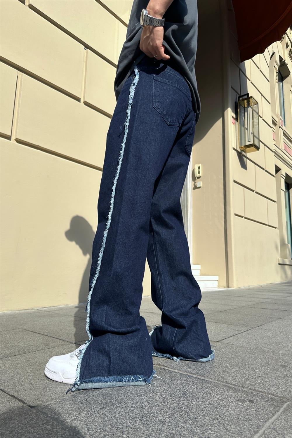 Püskül Şerit Detay Koyu Mavi Jean Pantolon P769