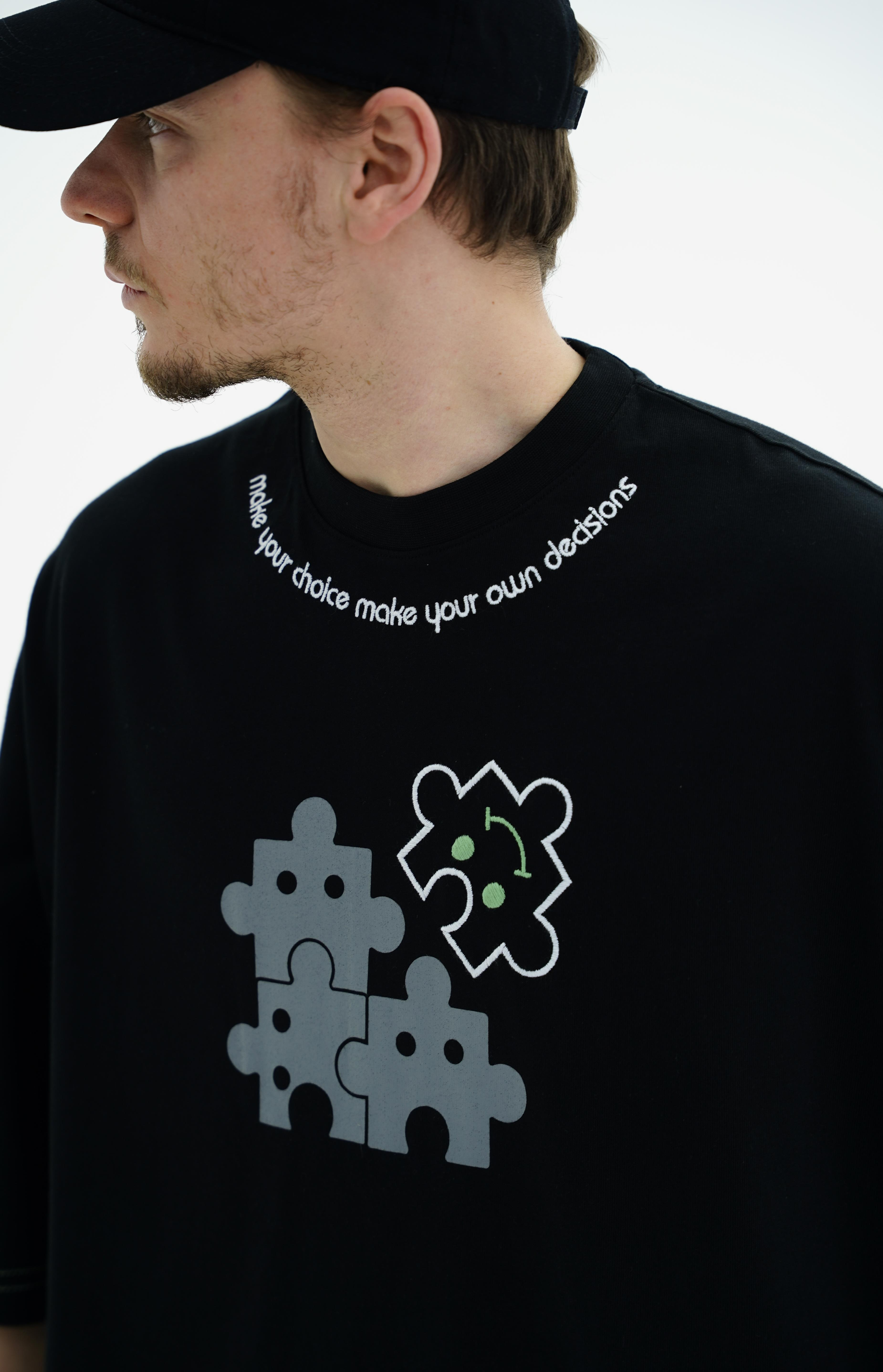 Puzzle Baskılı Siyah Oversize Tshirt JC01 24Y262