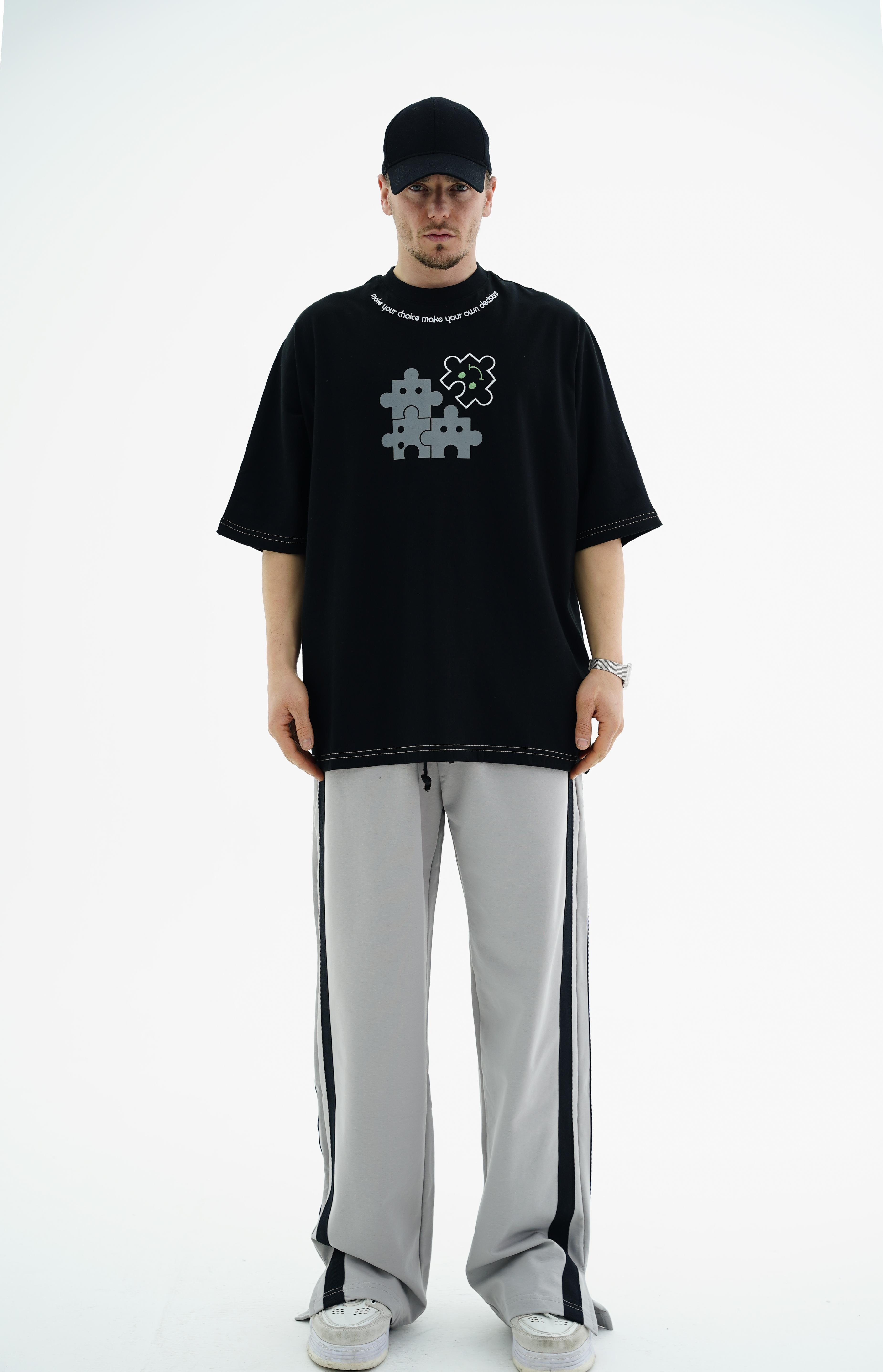 Puzzle Baskılı Siyah Oversize Tshirt JC01 24Y262