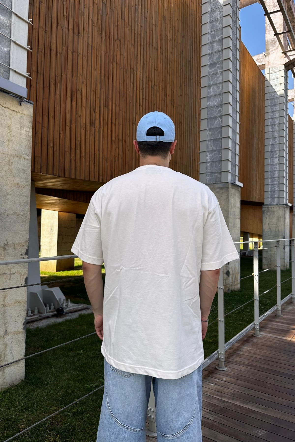 Rabbit Promo Beyaz Oversize Tshirt T1093