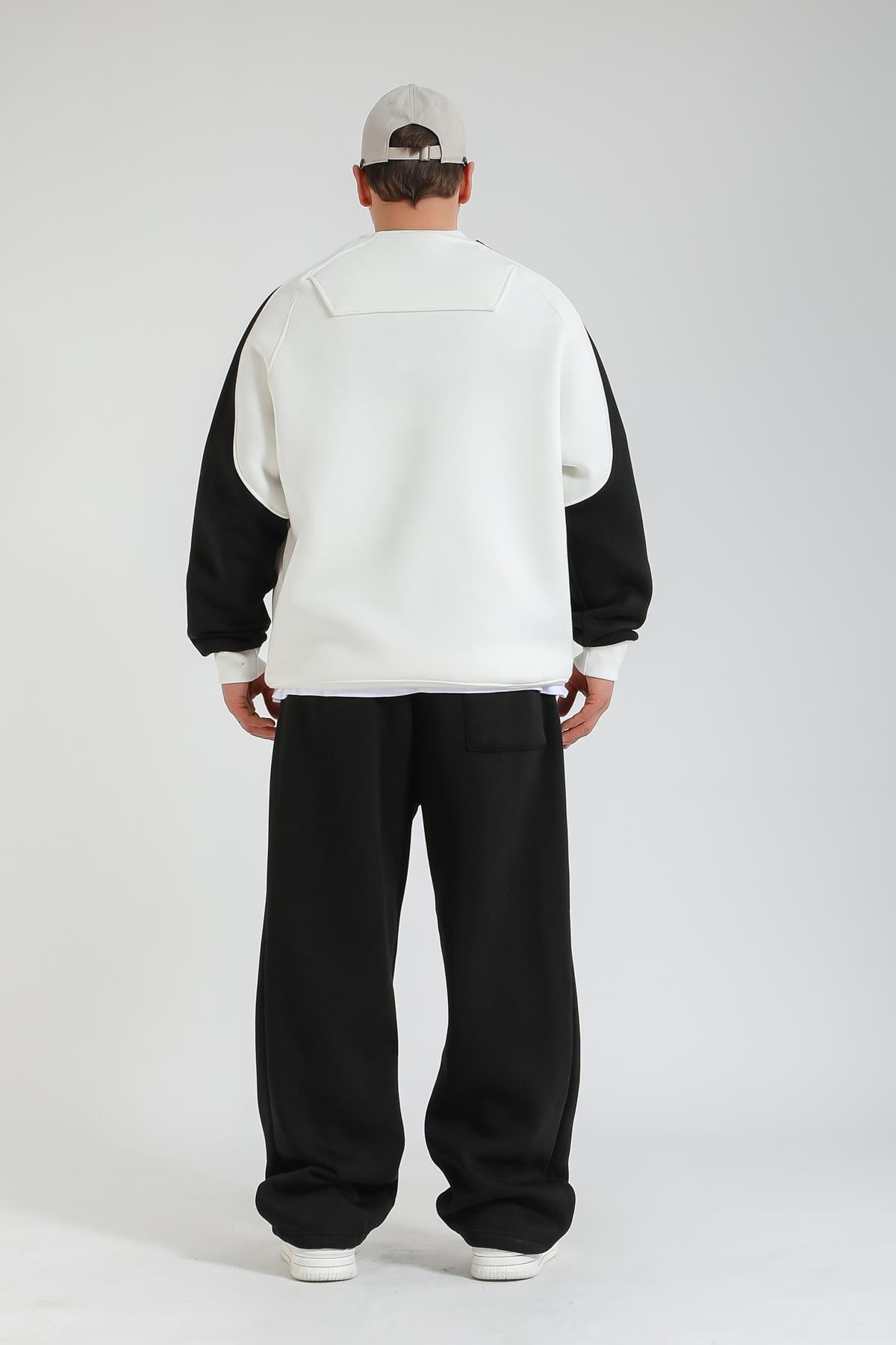 Raceway Krem Oversize Sweatshirt SW1366
