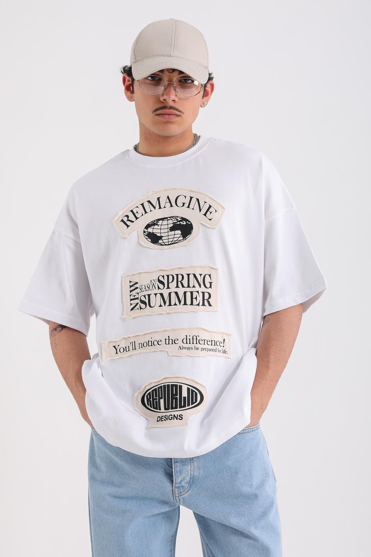 Reimagine Patch Detay Beyaz Oversize Tshirt