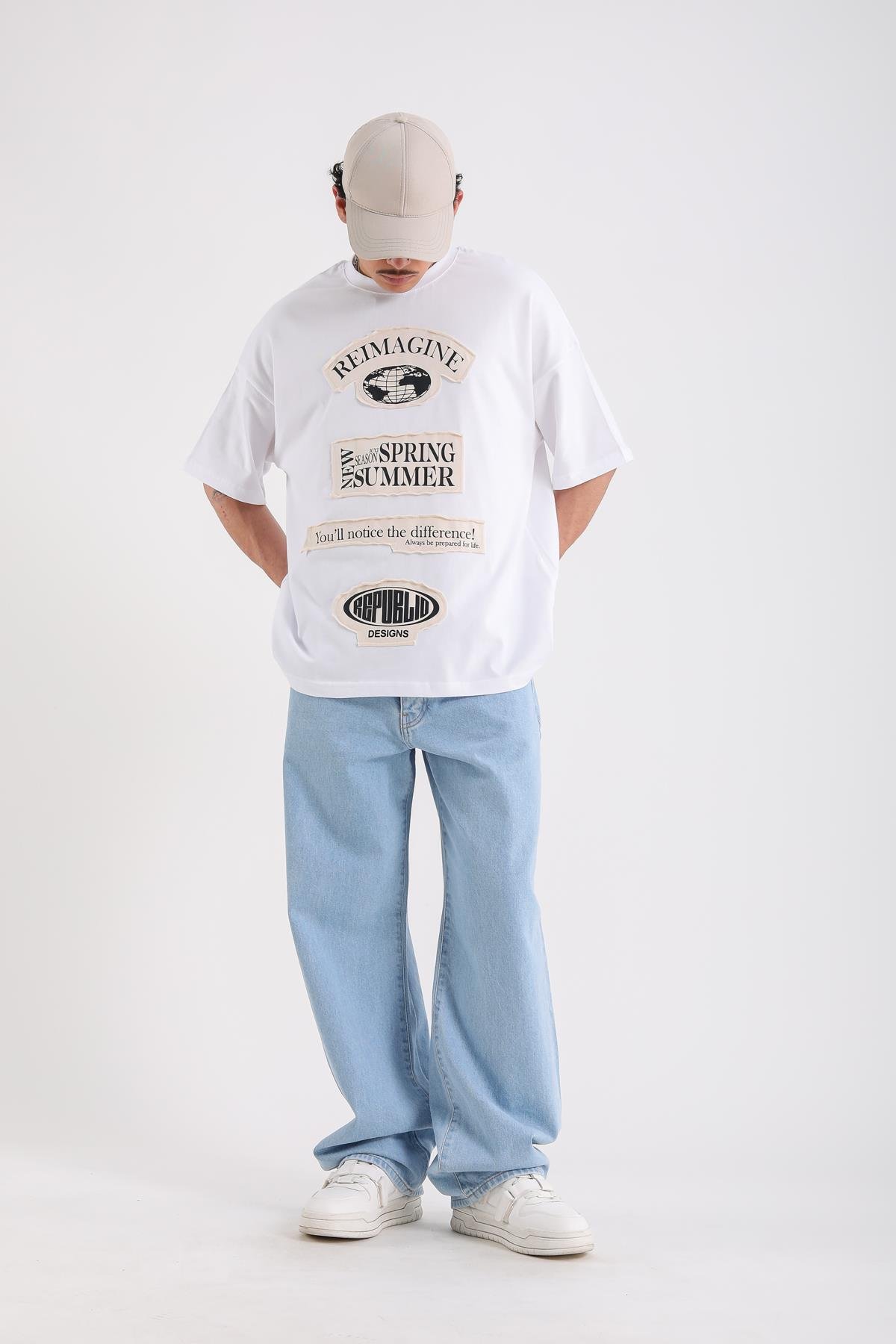 Reimagine Patch Detay Beyaz Oversize Tshirt