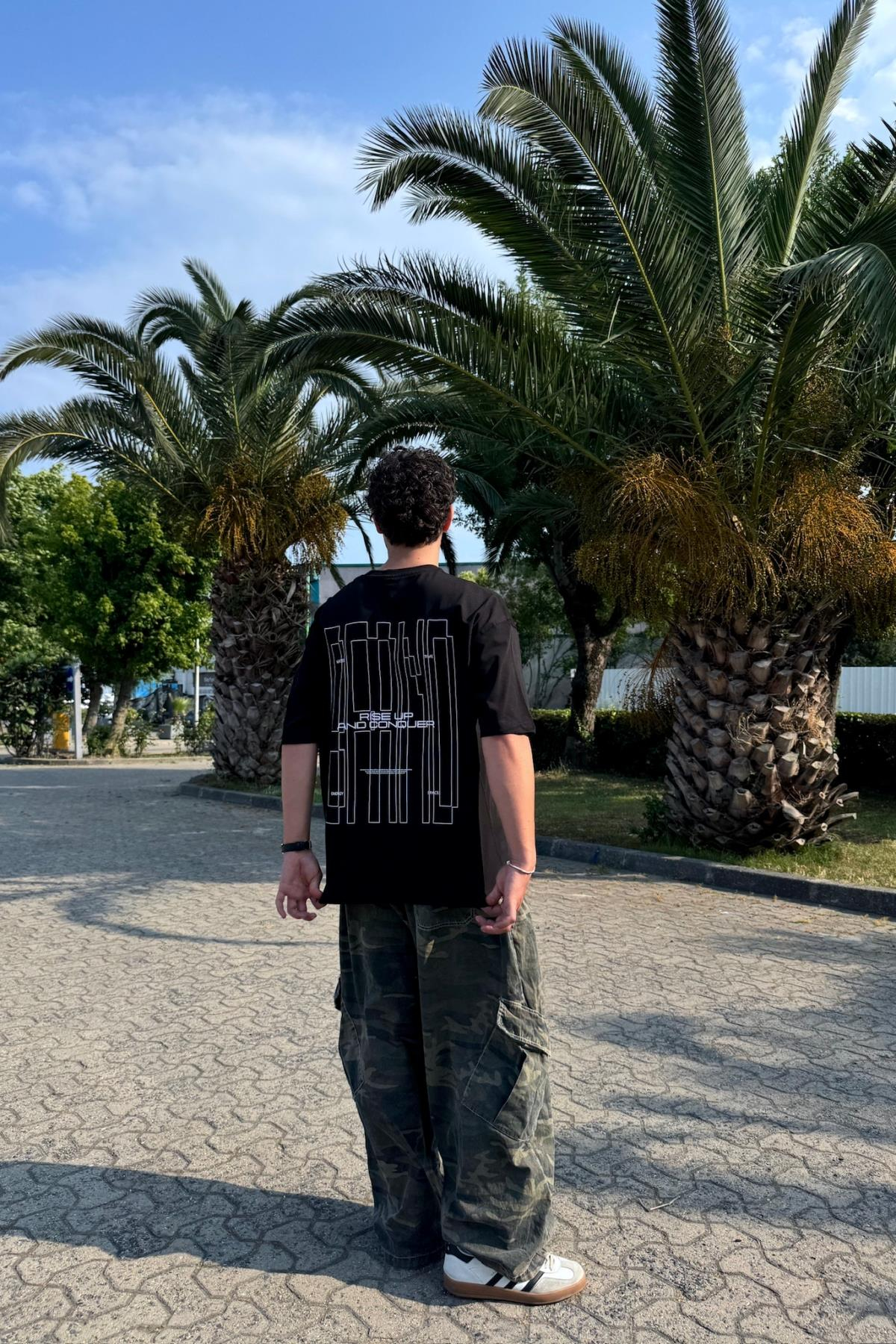 Rise Up Sırt Baskılı Siyah Oversize Tshirt PM01