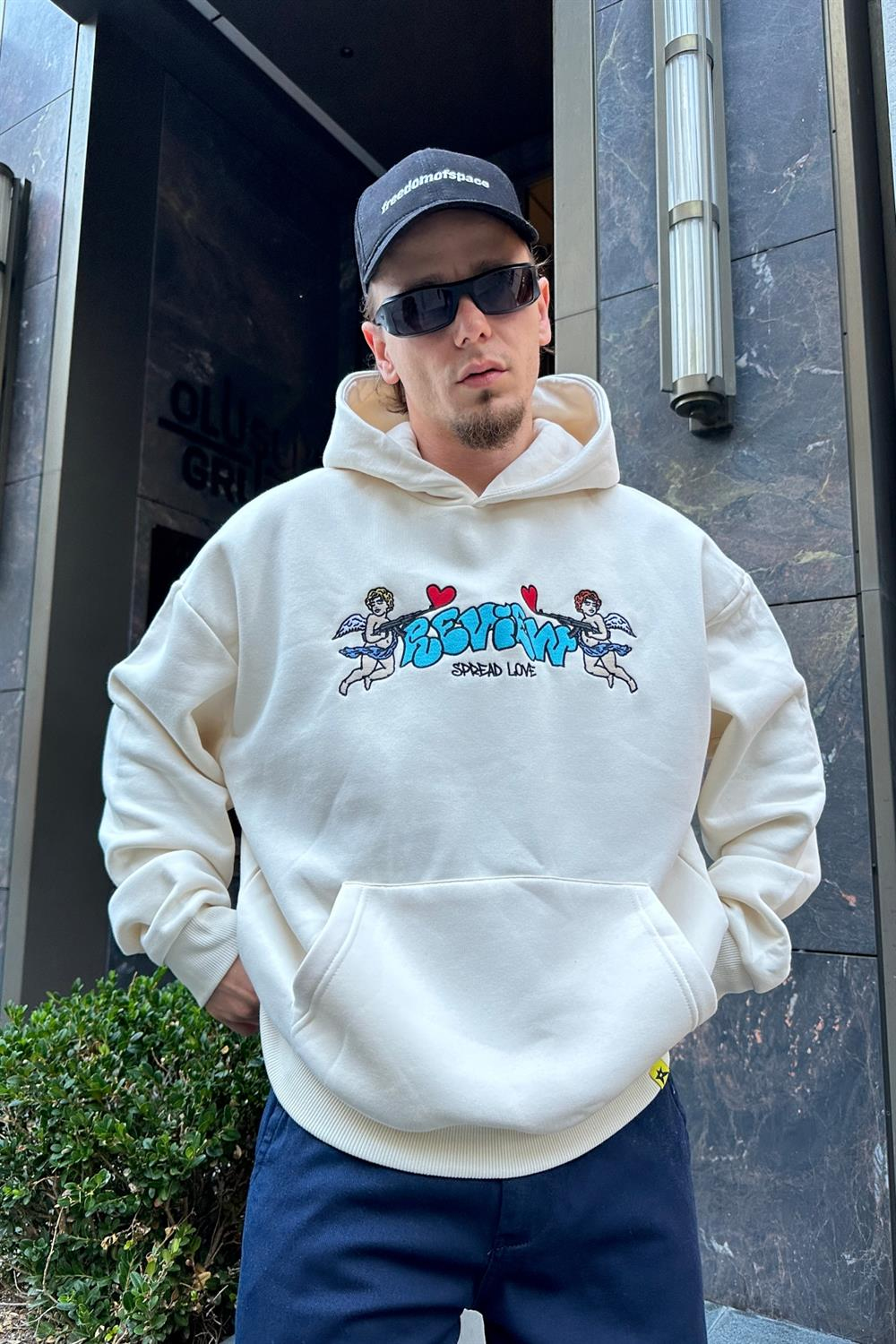 Rv Nakışlı Krem Oversize Sweatshirt SW930