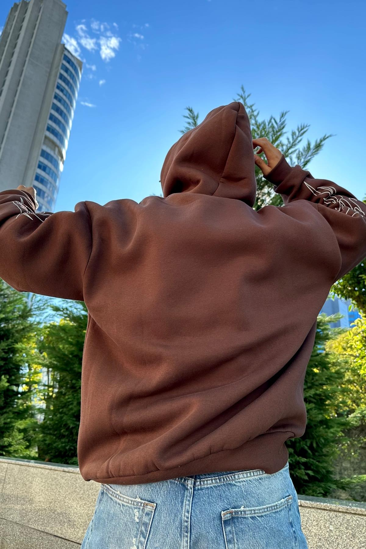 Rv Skull Baskılı Kahve Oversize Sweatshirt SW1027