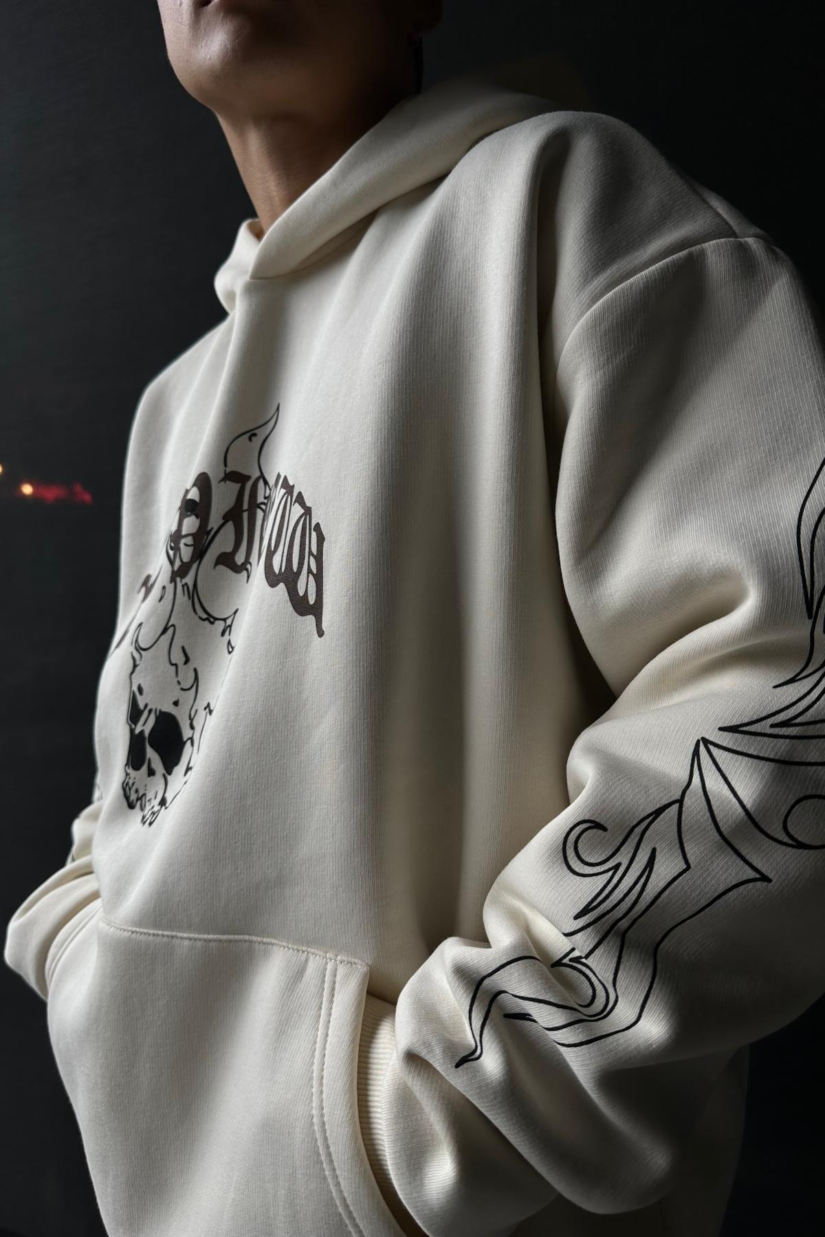 Rv Skull Baskılı Krem Oversize Sweatshirt SW1028