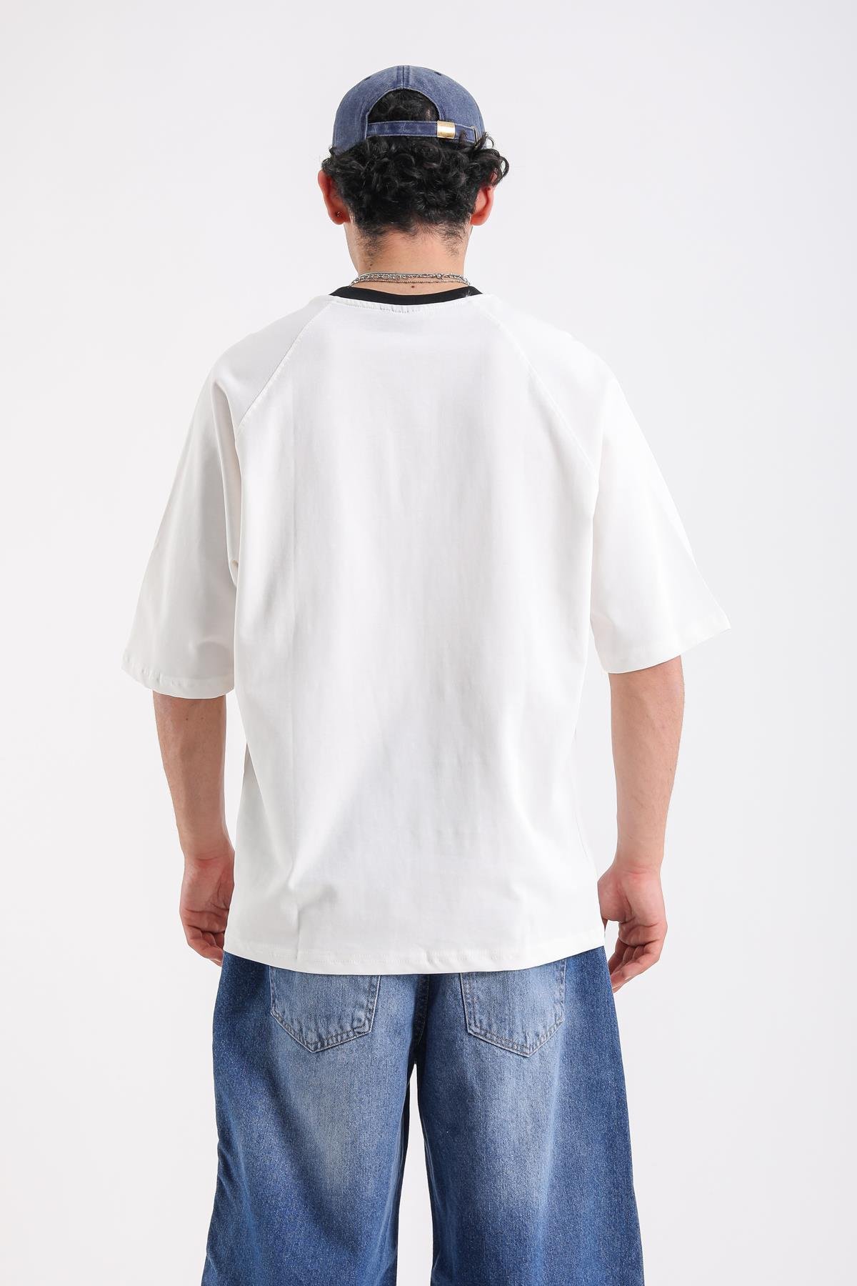 Şerit Detay Sports Official Baskılı Krem Oversize Tshirt