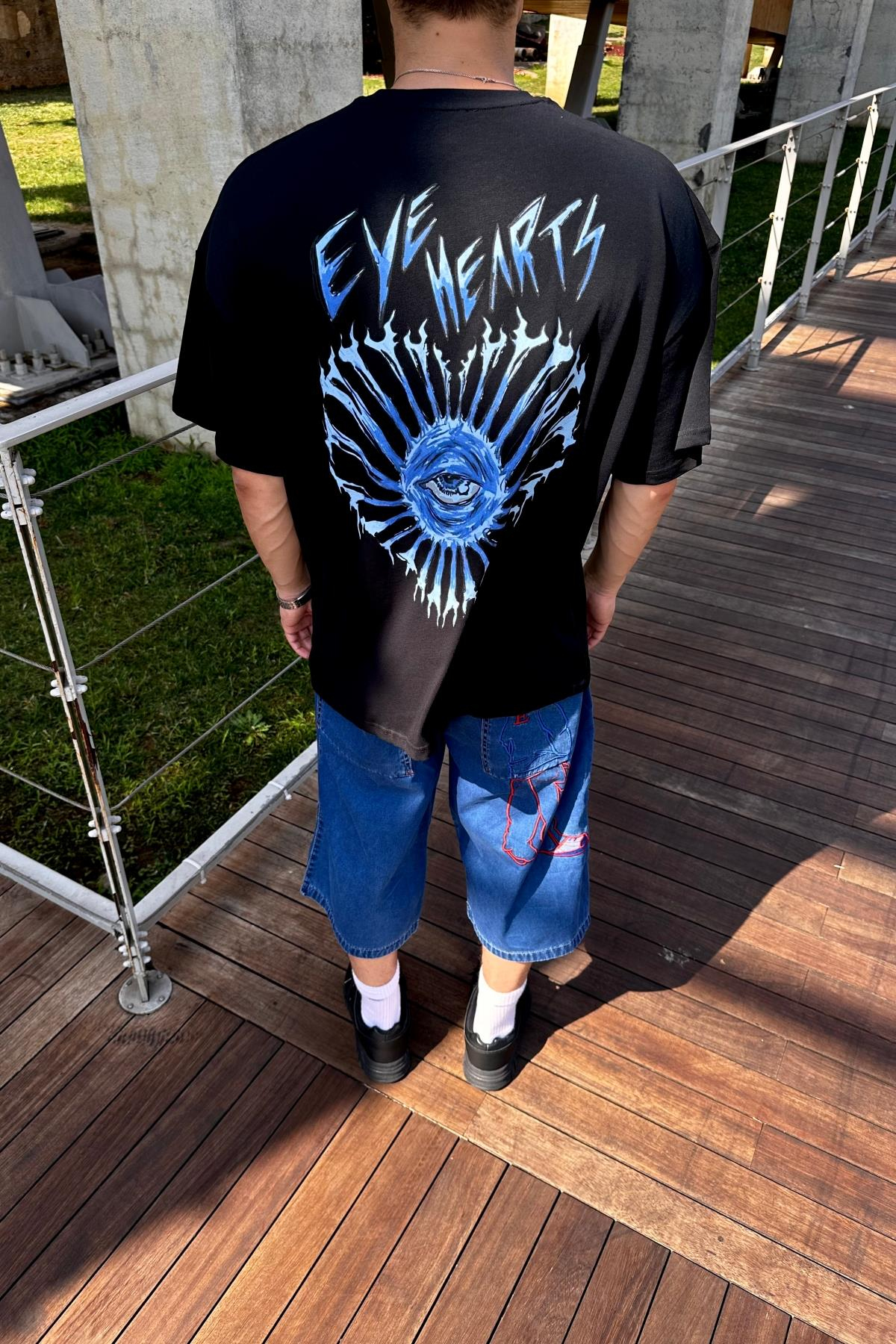 Sırt Baskılı Eye Siyah Oversize Tshirt T1150