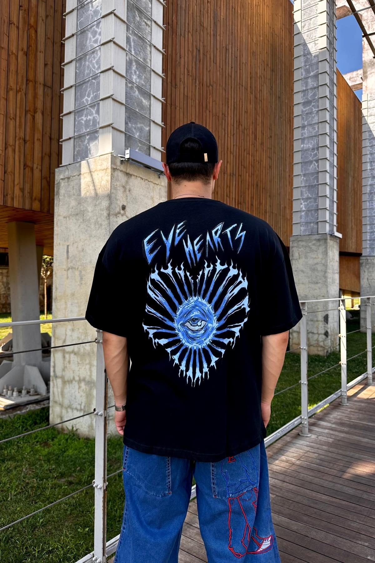Sırt Baskılı Eye Siyah Oversize Tshirt T1150