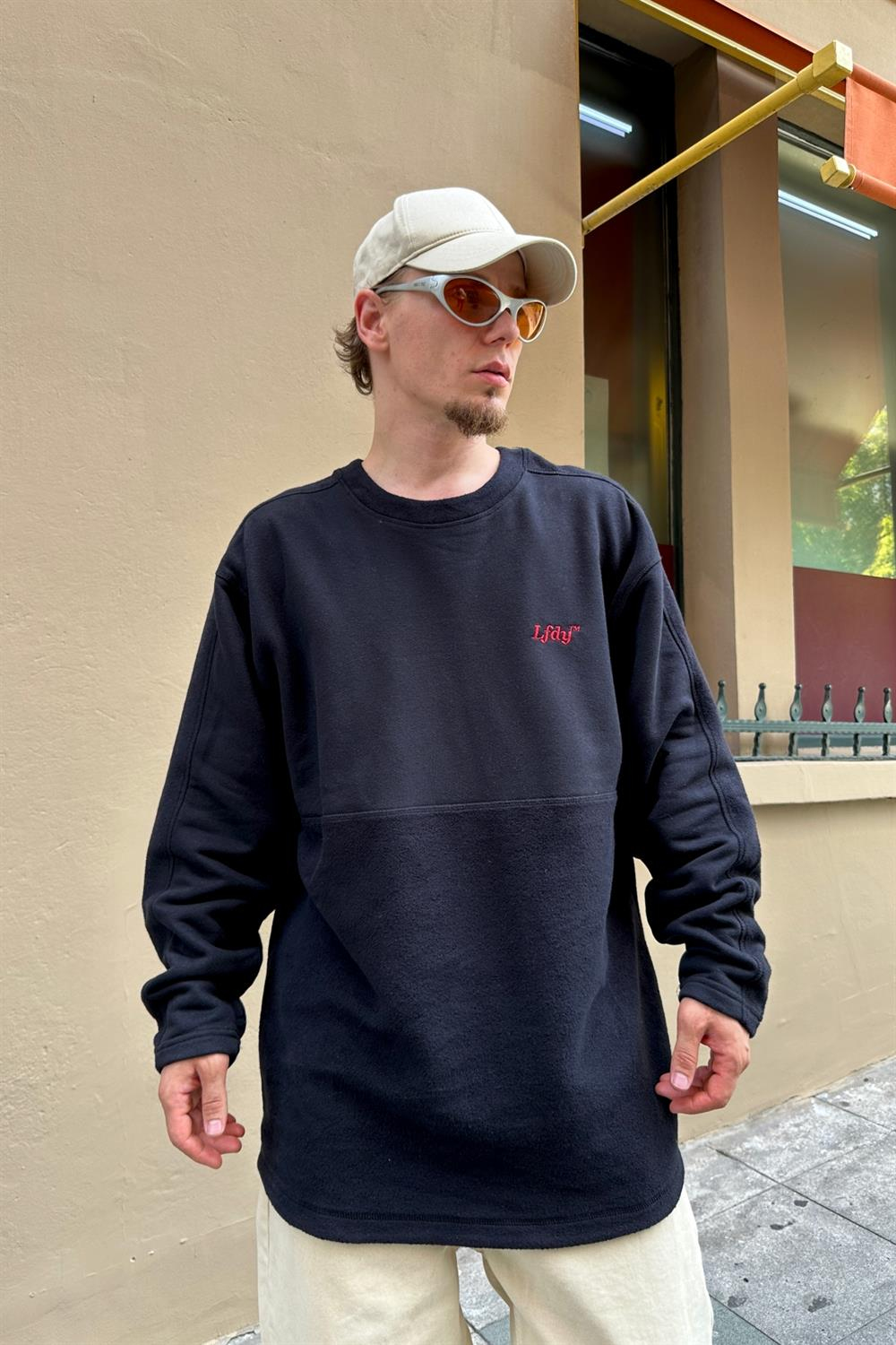 Siyah Baskılı Oversize Süet Detay Sweatshirt SW859