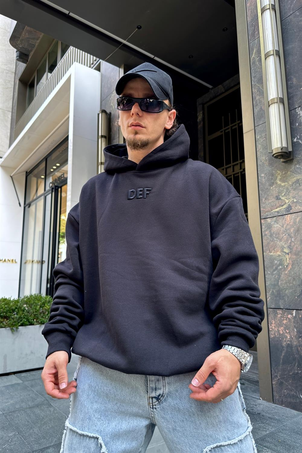 Siyah Def Nakışlı Oversize Sweatshirt SW908