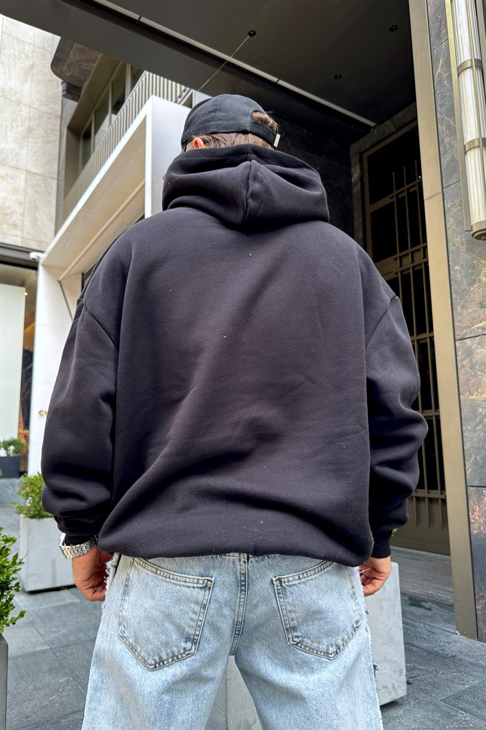 Siyah Def Nakışlı Oversize Sweatshirt SW908
