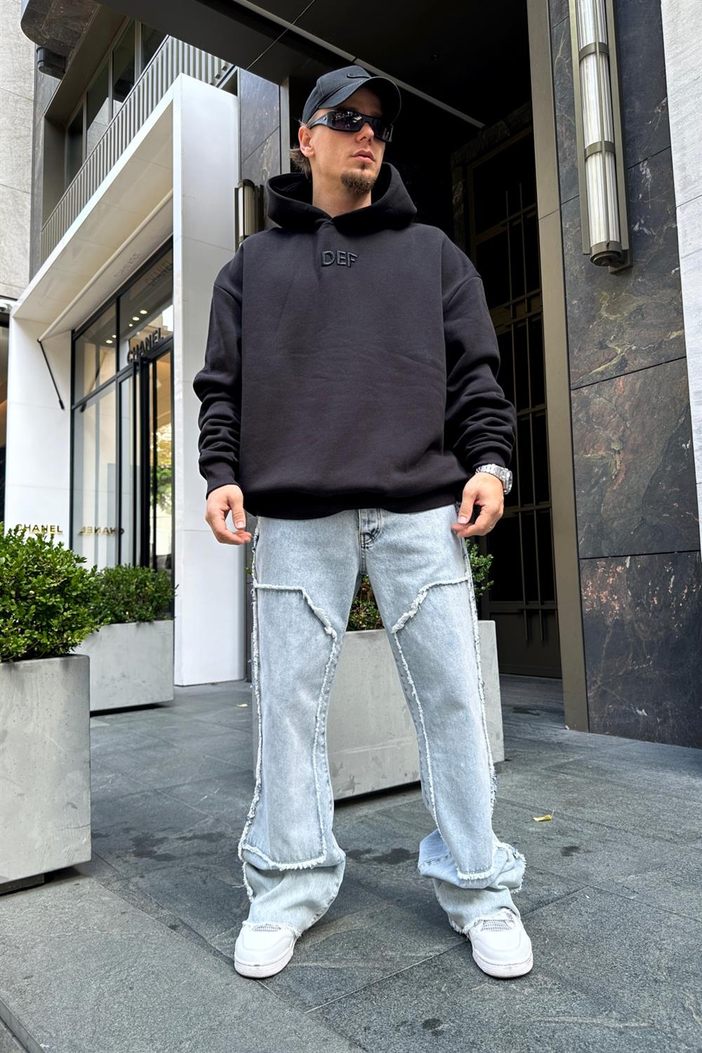 Siyah Def Nakışlı Oversize Sweatshirt SW908
