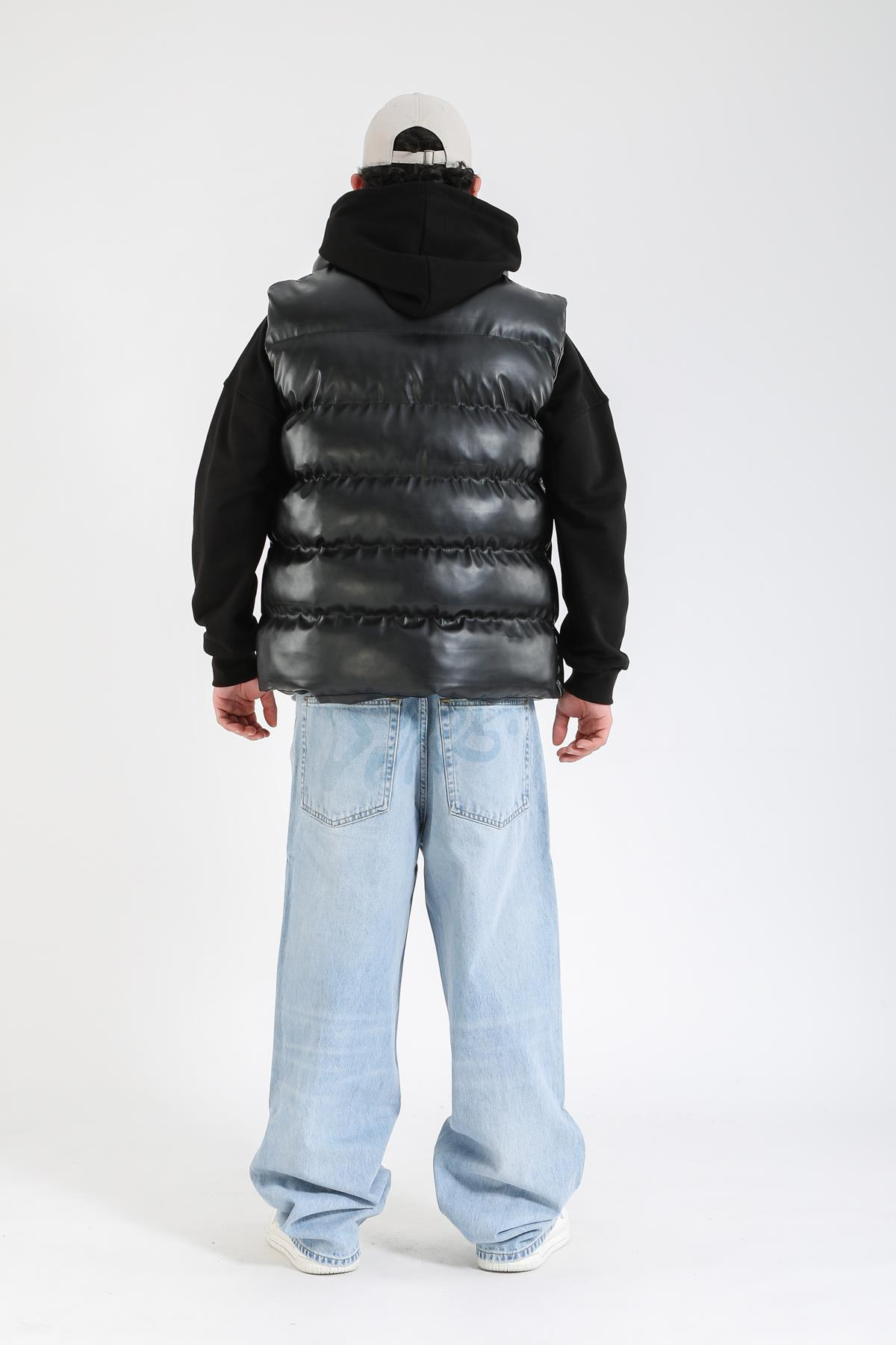 Siyah Regular Fit Şişme Yelek MNT133