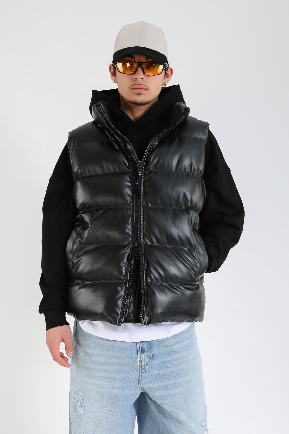 Siyah Regular Fit Şişme Yelek MNT133
